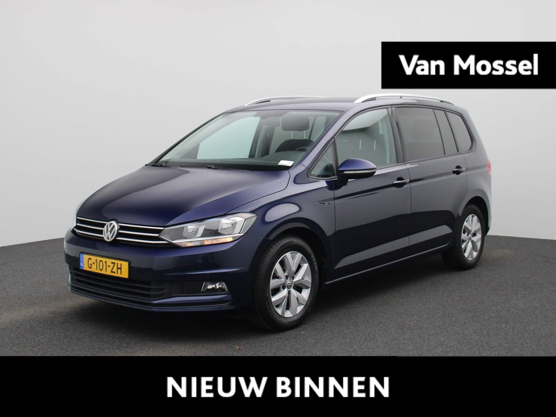 Volkswagen Touran 1.5 TSI Comfortline Business 7-Zits | Achteruitrijcamera | Parkeersensoren | Stoelverwarming | Airco |