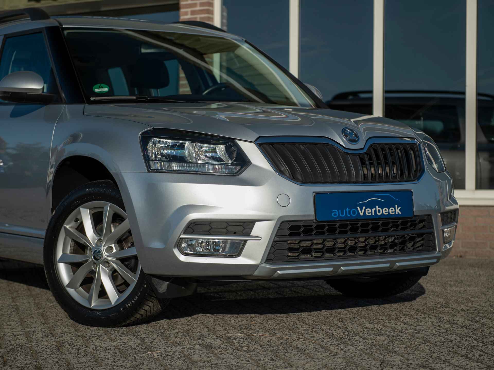 Škoda Yeti Outdoor 1.2 TSI Ambition Aut. | Facelift model | Trekhaak | 17" Lichtmetalen velgen - 27/43