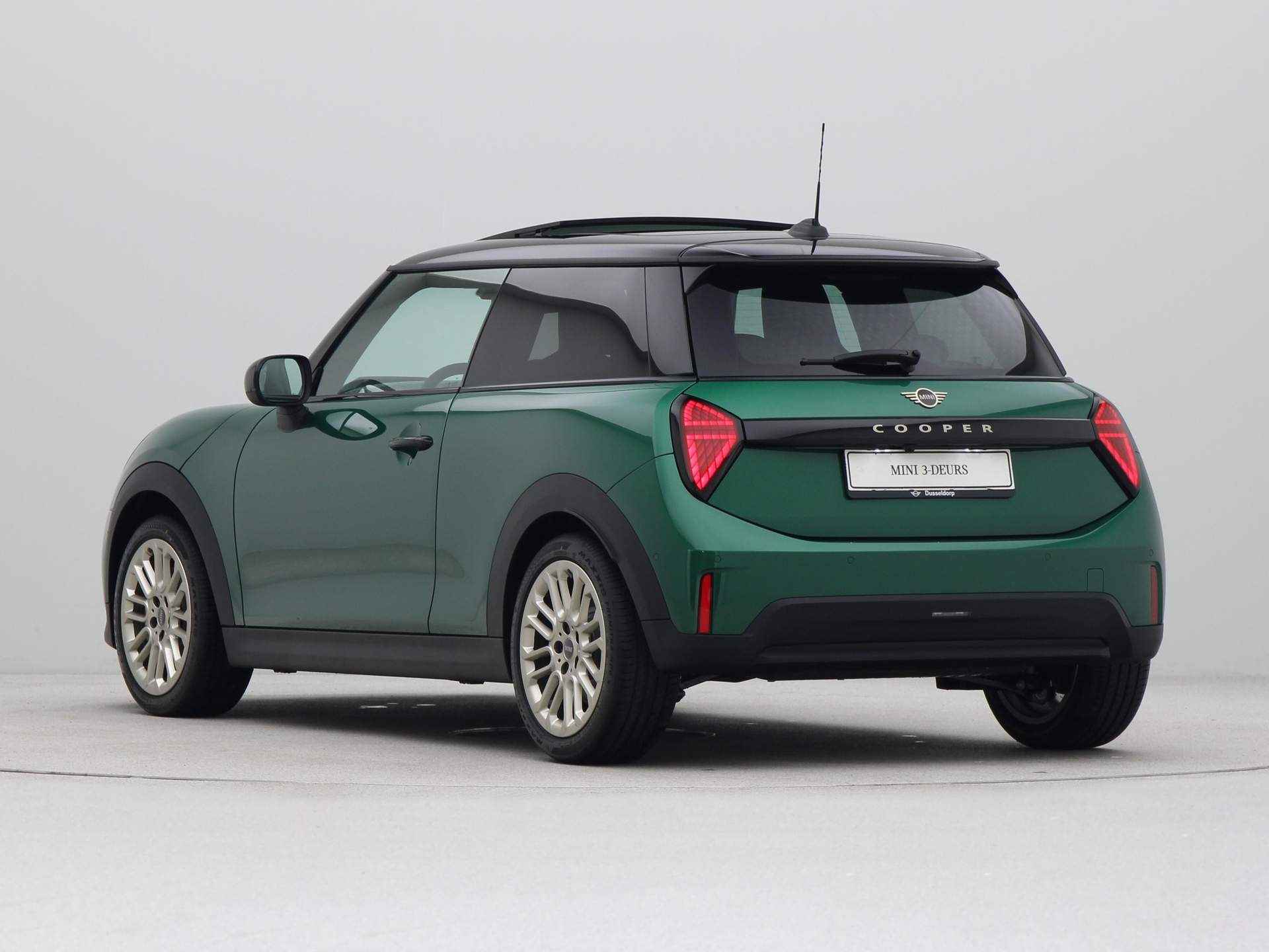 MINI Cooper C Favoured Pakket M - 12/23