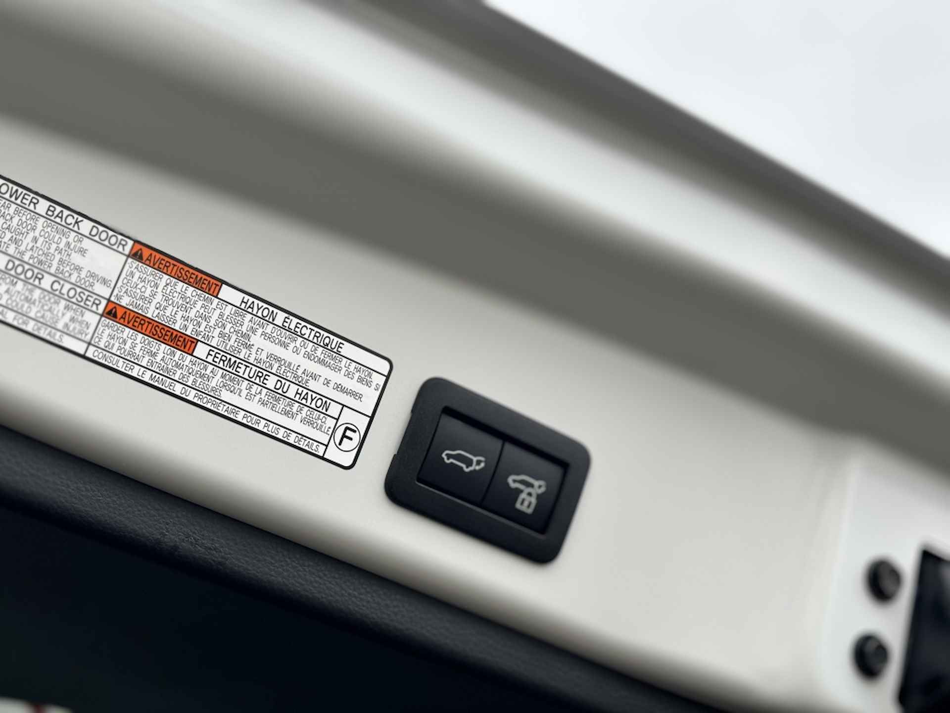 Toyota Corolla Cross 2.0 (197 PK) Hybride Automaat Style | Stuurverwarming | Adap. Cr - 26/28