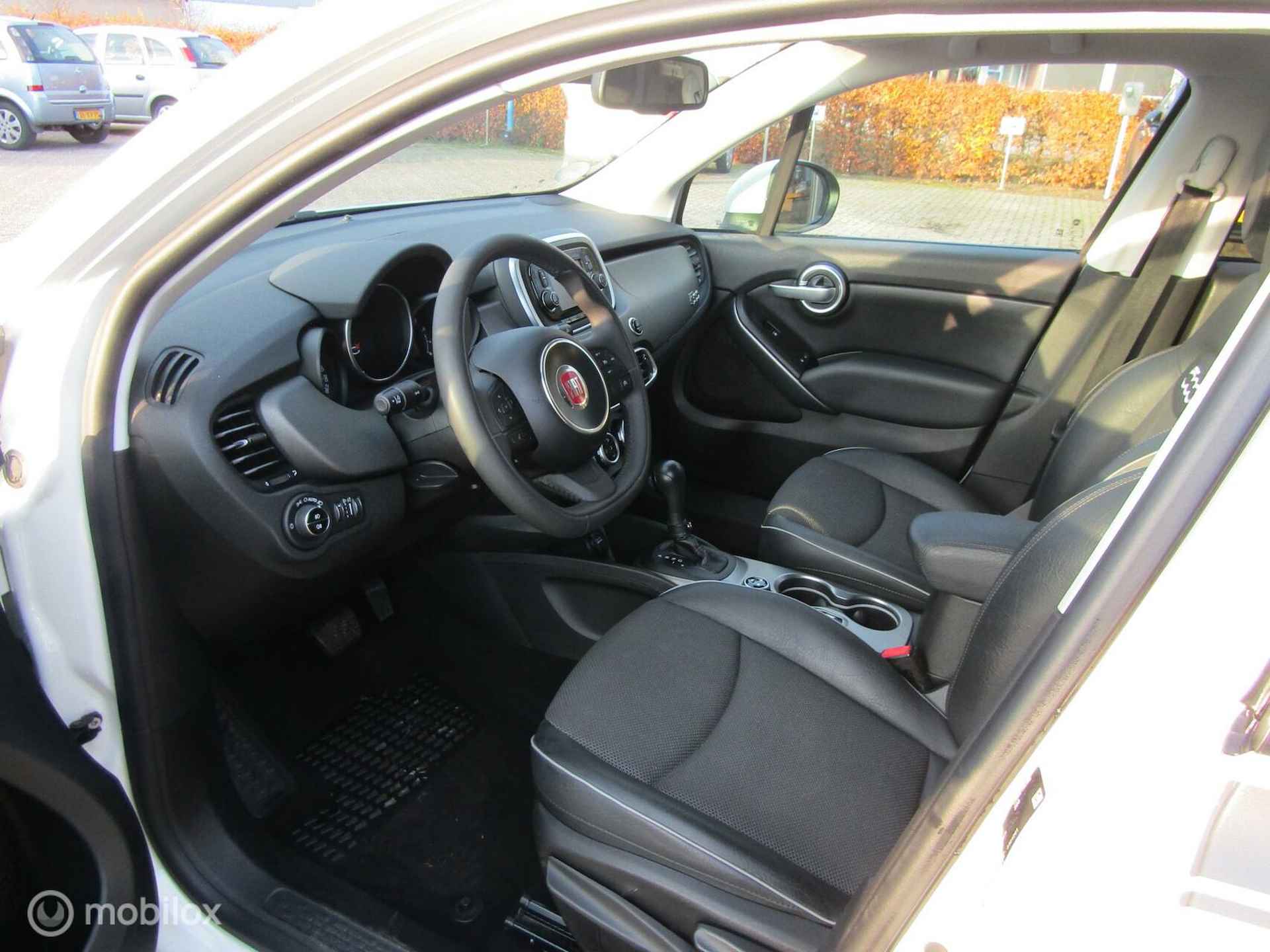 Fiat 500 X 1.4 Turbo MultiAir Lounge | Camera, Trekhaak, Xenon - 9/24