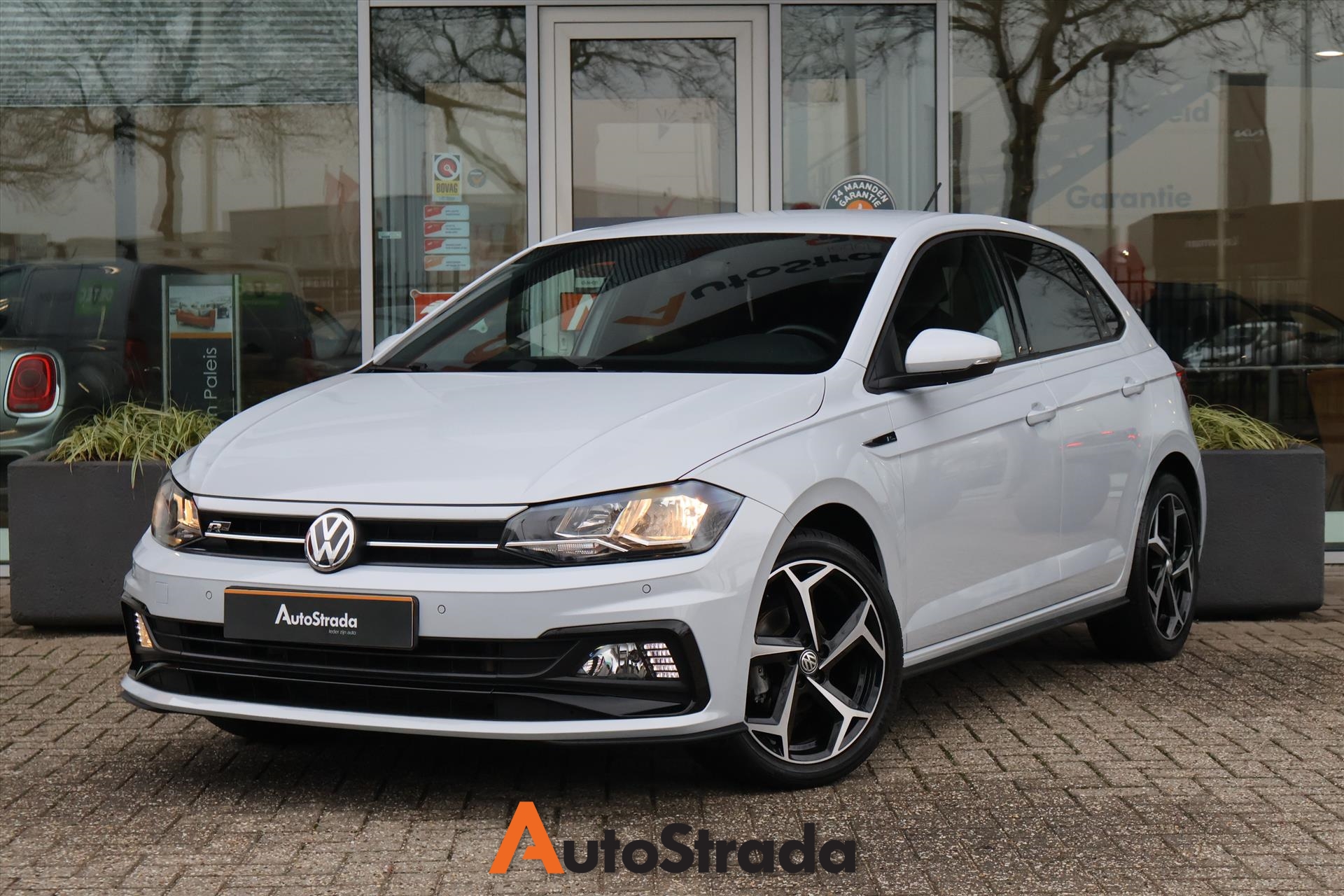 Volkswagen Polo 1.0 TSI Highline Business R-LINE 95pk I Navi I Camera I Climate I Cruise