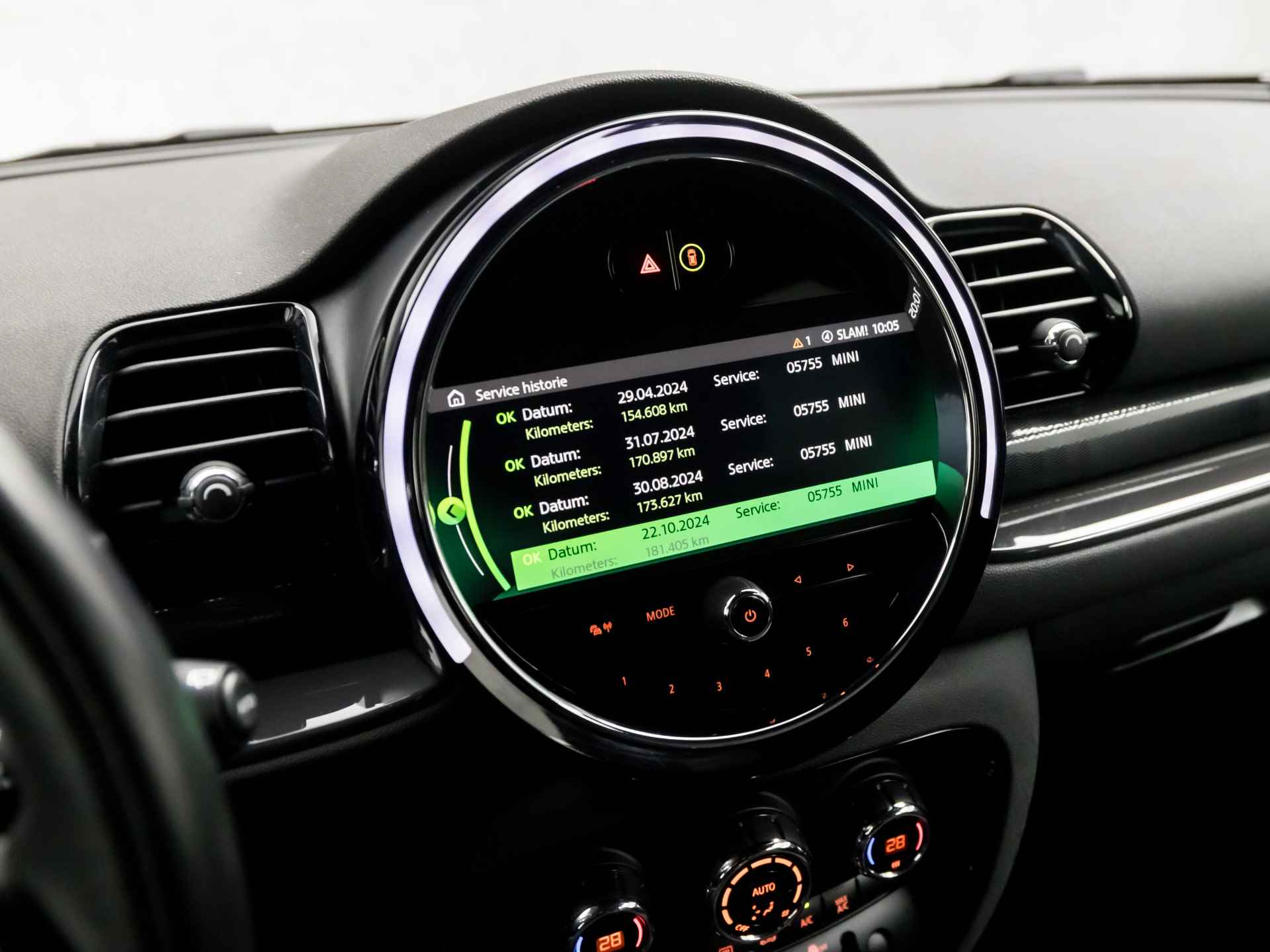 MINI Clubman 1.5 One Sport (DIGITAL COCKPIT, APPLE CARPLAY, GROOT NAVI, DEALER ONDERHOUDEN, CLIMATE, LED KOPLAMPEN, SPORTSTOELEN, GETINT GLAS, DAB+, ZWART HEMEL, NIEUWSTAAT) - 28/38