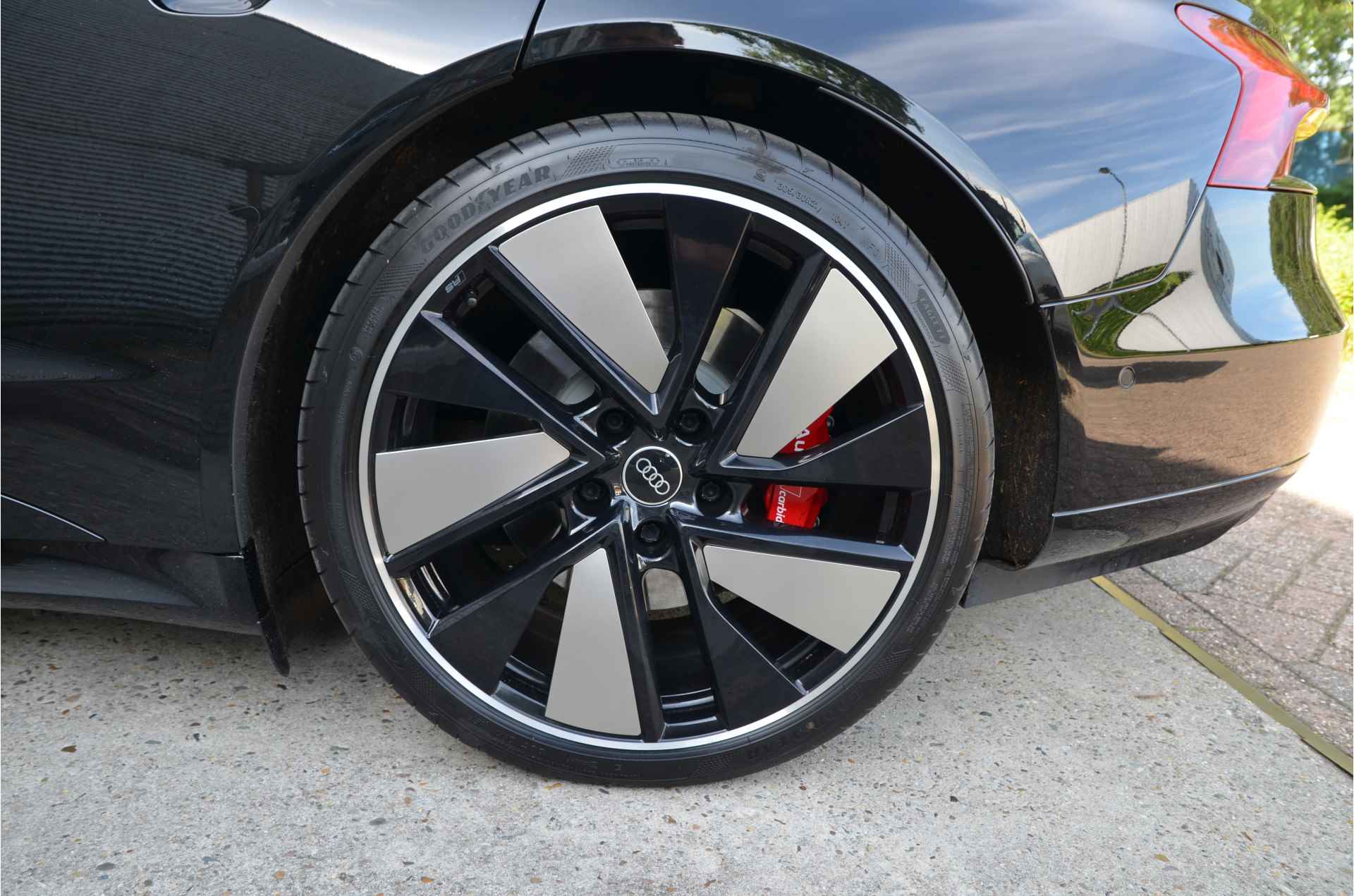 Audi e-tron GT Competition 93 kWh Audio up-grade, MARGE rijklaar prijs - 31/32