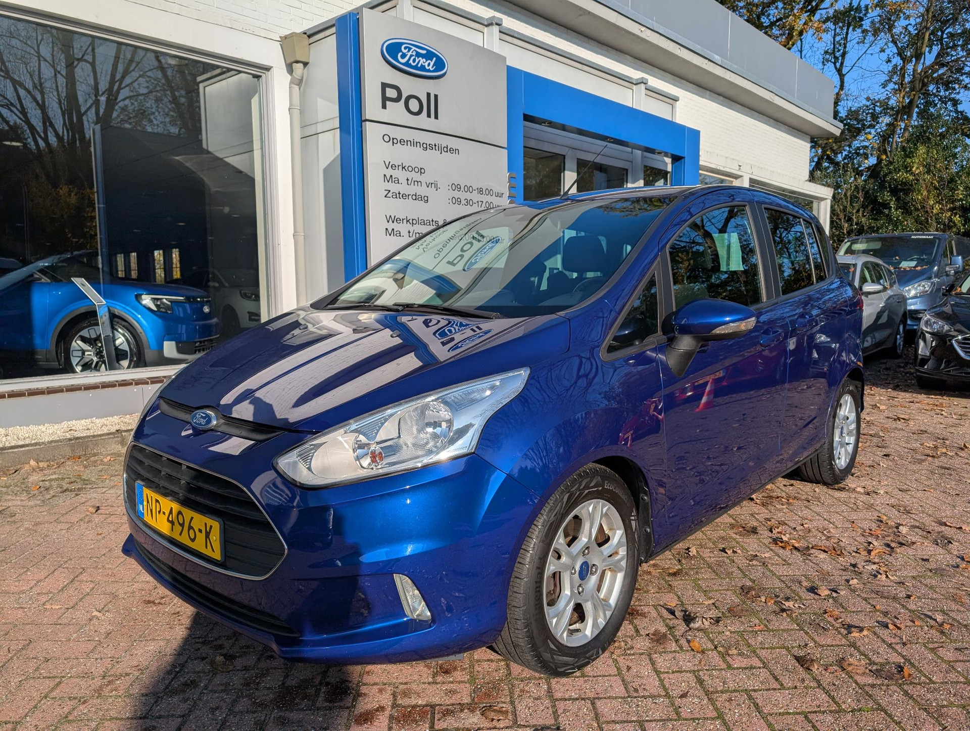 Ford B-Max 1.0 EcoBoost 100pk Style Navi Trekhaak Bluetooth Lichtmetalen velgen Zijschuifdeuren