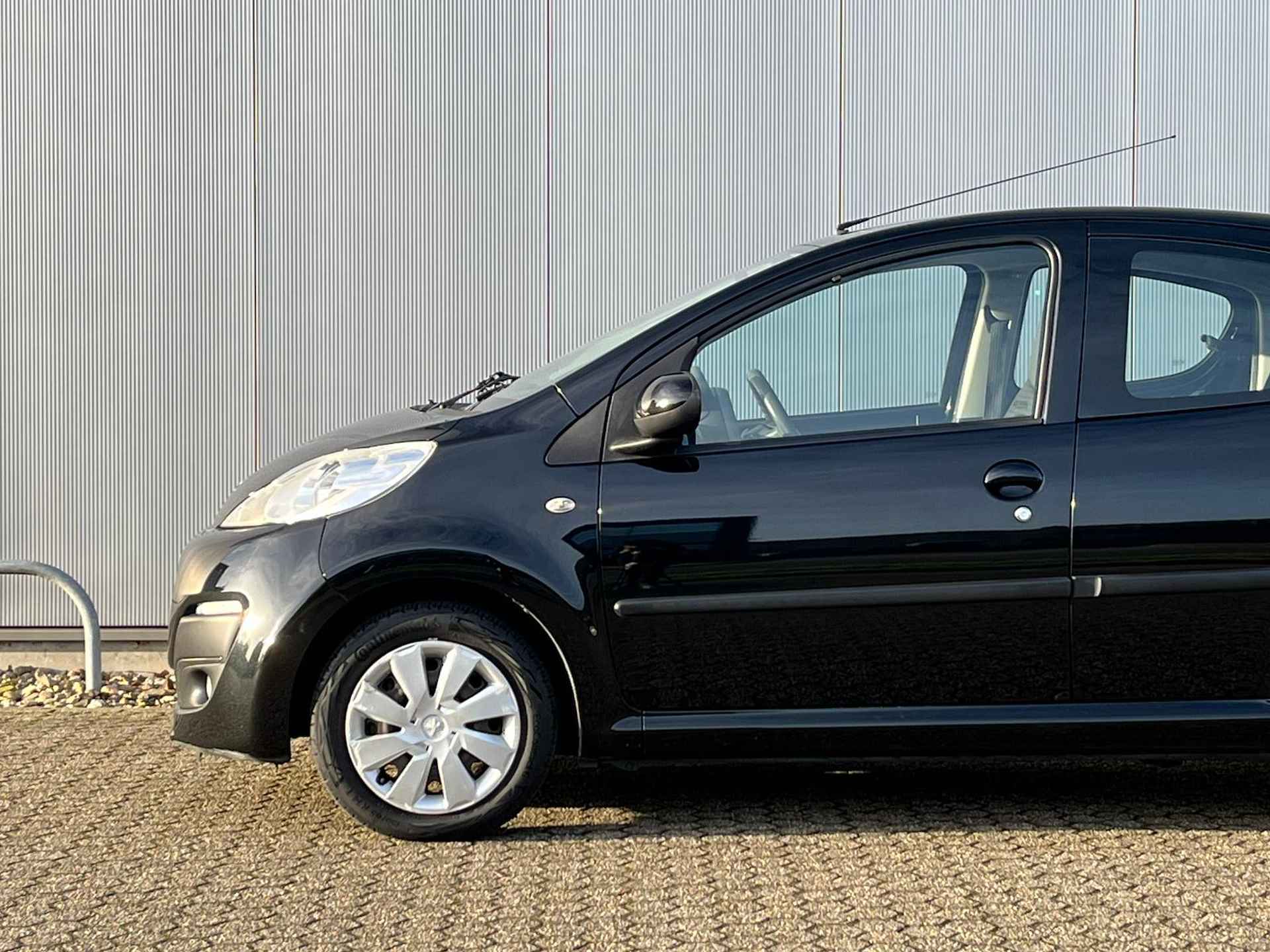 PEUGEOT 107 1.0 68PK 5drs Active | Airco | Elektrisch pakket | Lage km stand - 21/36