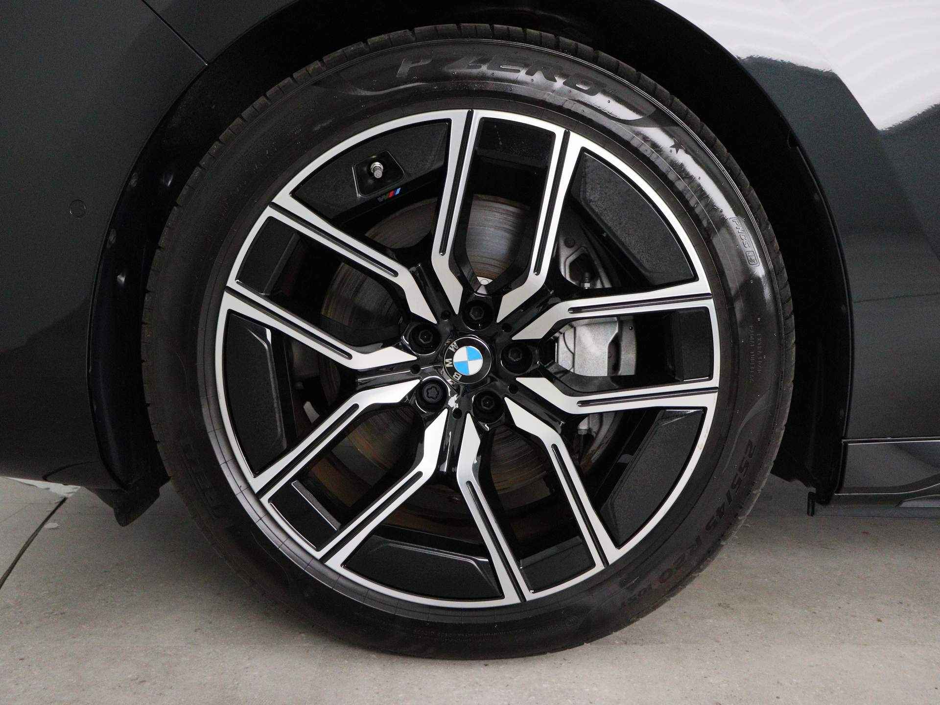 BMW i7 xDrive60 106 kWh - 19/29