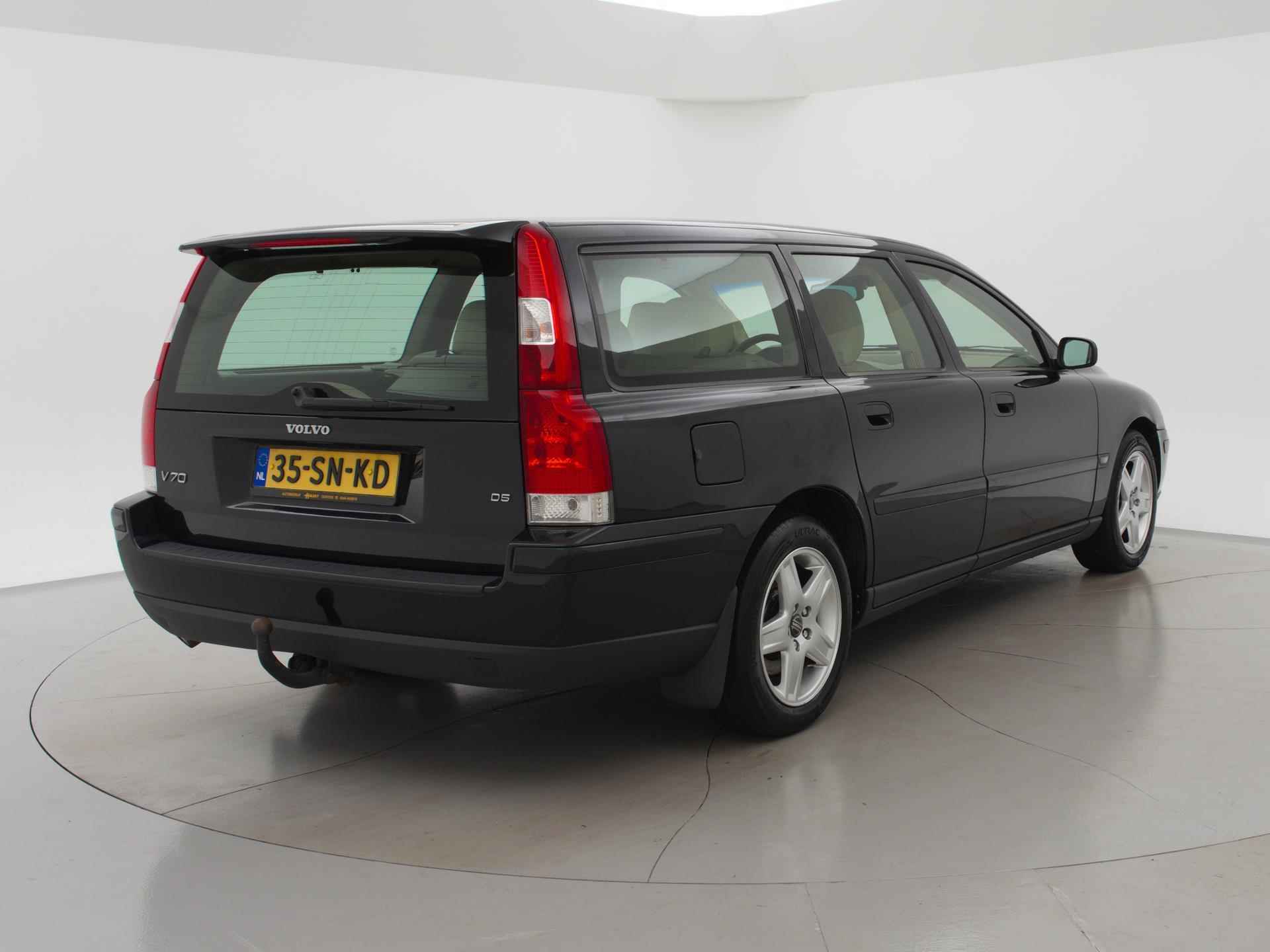 Volvo V70 2.4 D5 185 PK EDITION I + TREKHAAK / CLIMATE / CRUISE CONTROL - 3/29