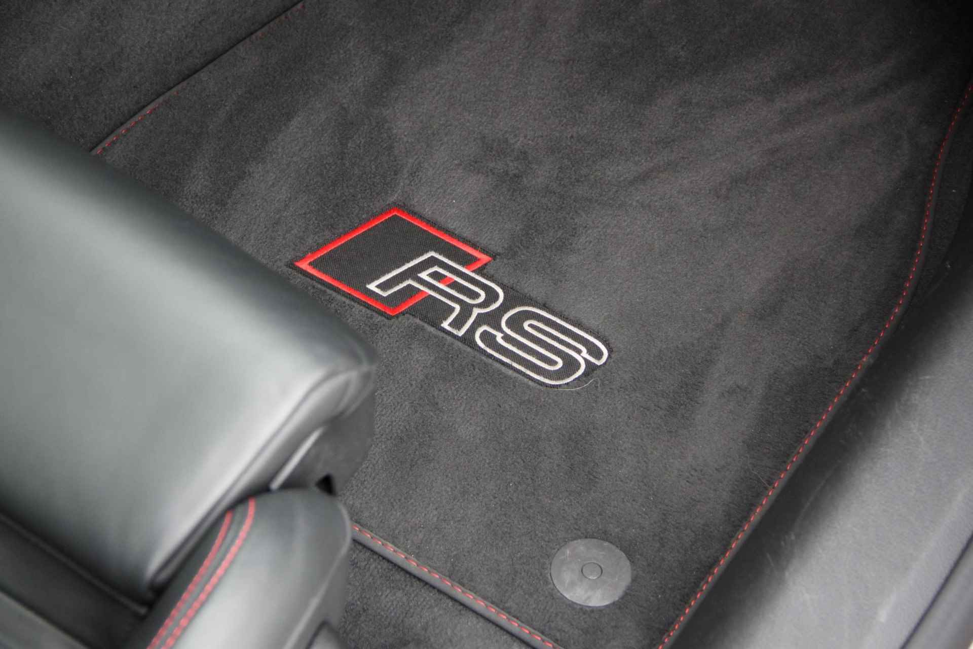 Audi RS7 Sportback Urban Automotive 4.0 TFSI quattro / DYNAMIC PLUS / PANODAK / TOUR - 24/57