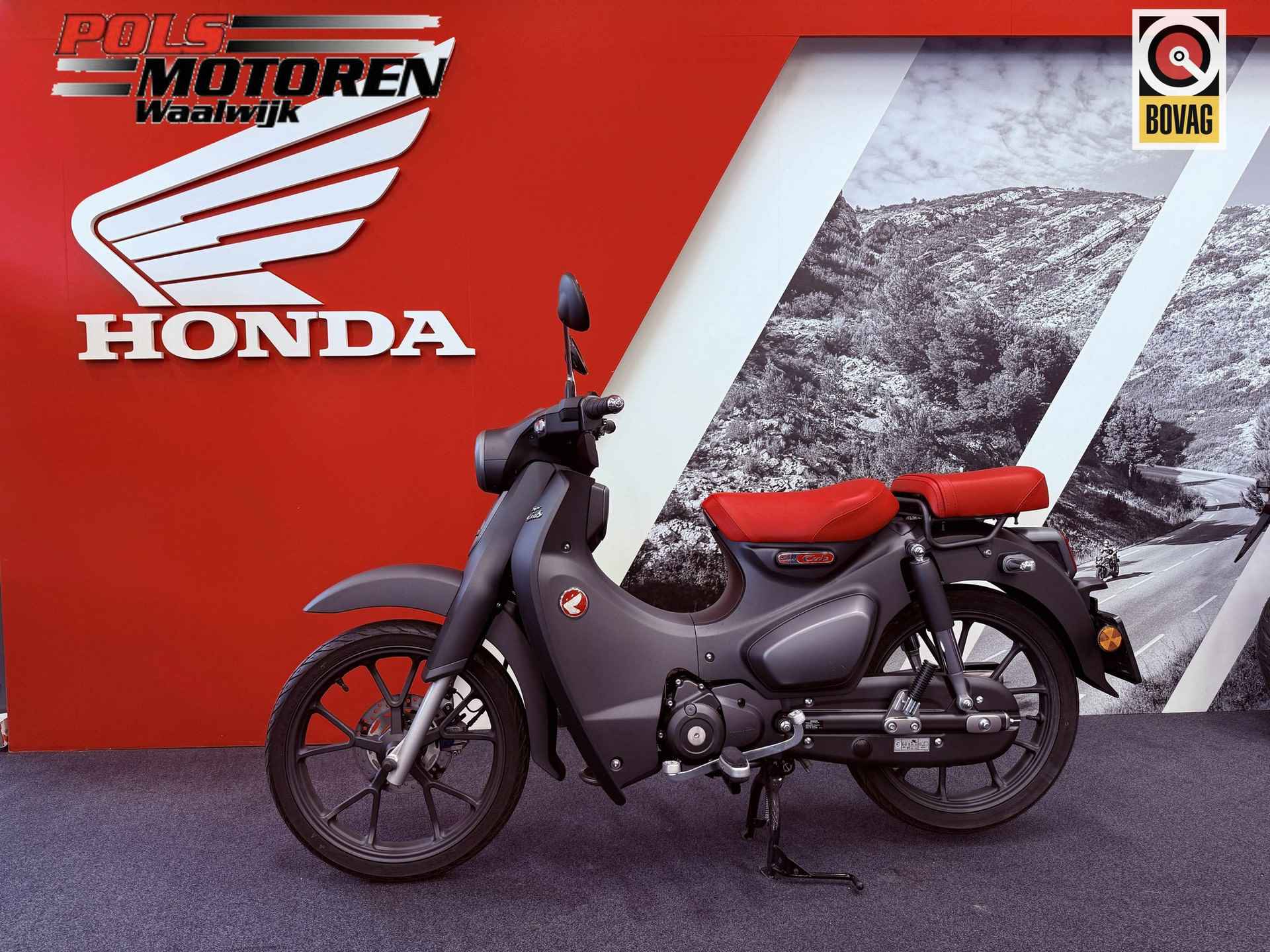 Honda C 125 AN SuperCub - 2/19