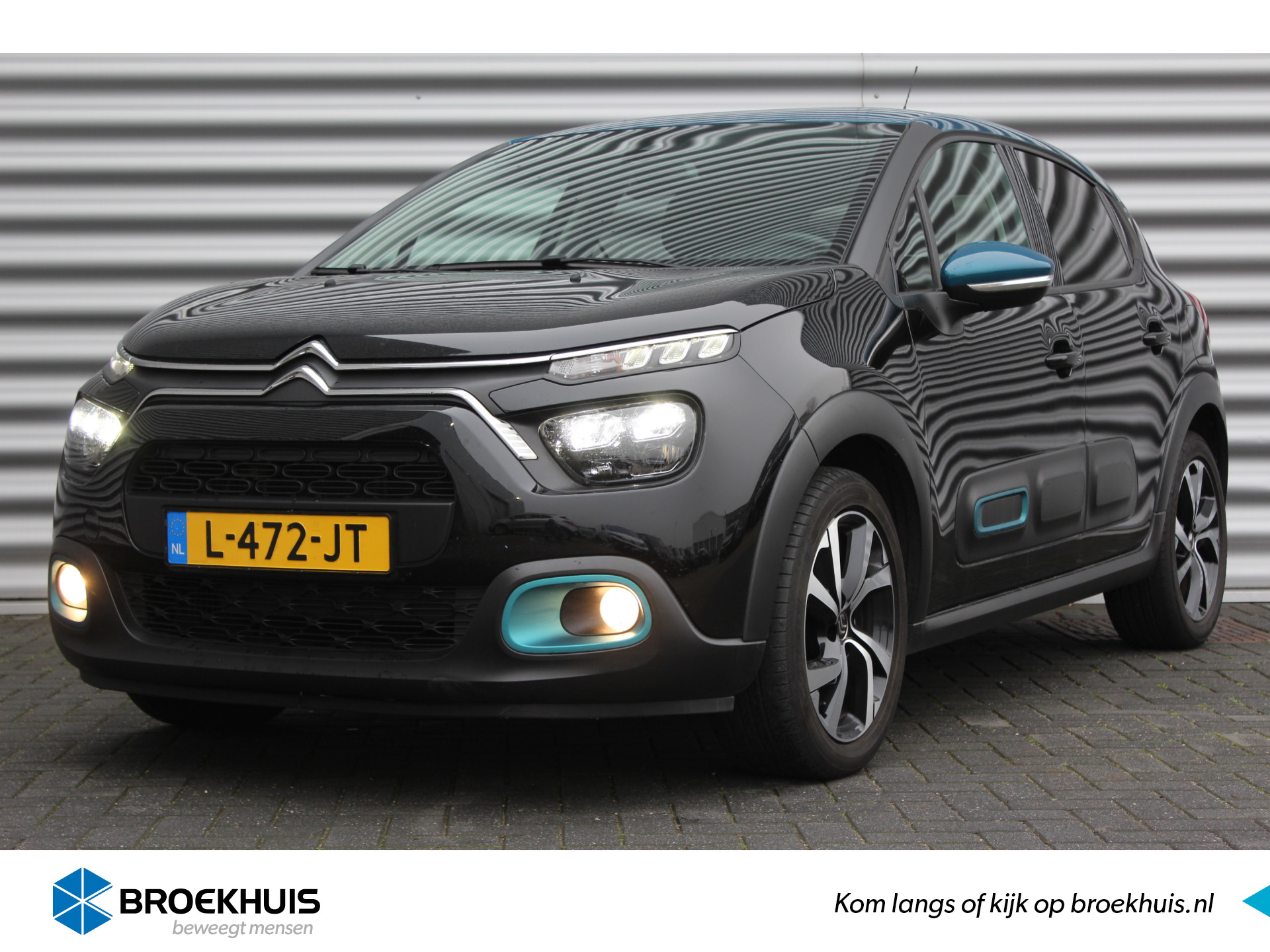 Citroën C3 1.2 PURETECH 110PK SHINE / NAVI / CLIMA / LED / PDC / CAMERA / 17" LMV / BLUETOOTH / CRUISECONTROL / 1E EIGENAAR / NIEUWSTAAT !!