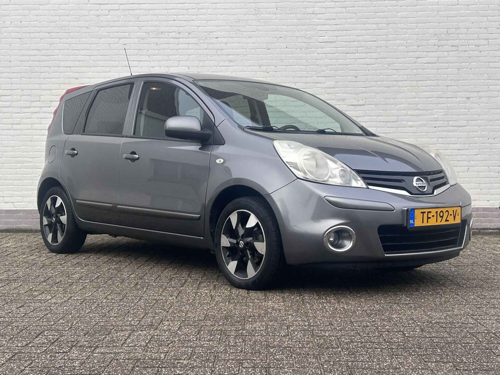 Nissan Note 1.4 Nickelodeon / Trekhaak / Climate control / Navigatie / Bluetooth / Parkeersensoren / Lichtmetalen velgen / Radio / - 29/39