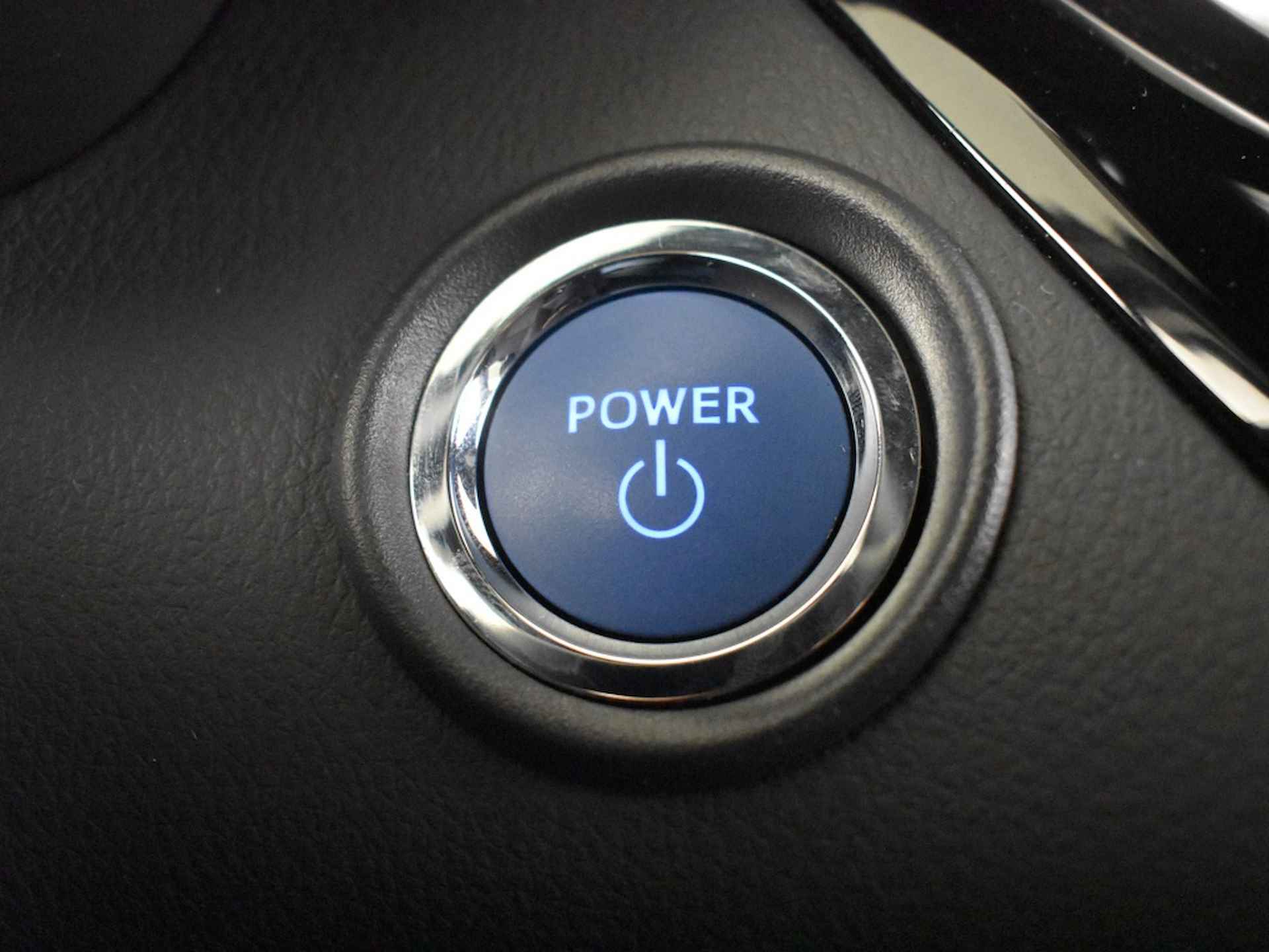 Toyota C-HR 1.8 Hybrid Dynamic Plus | LED | Stoel- & stuurverwarming - 34/39