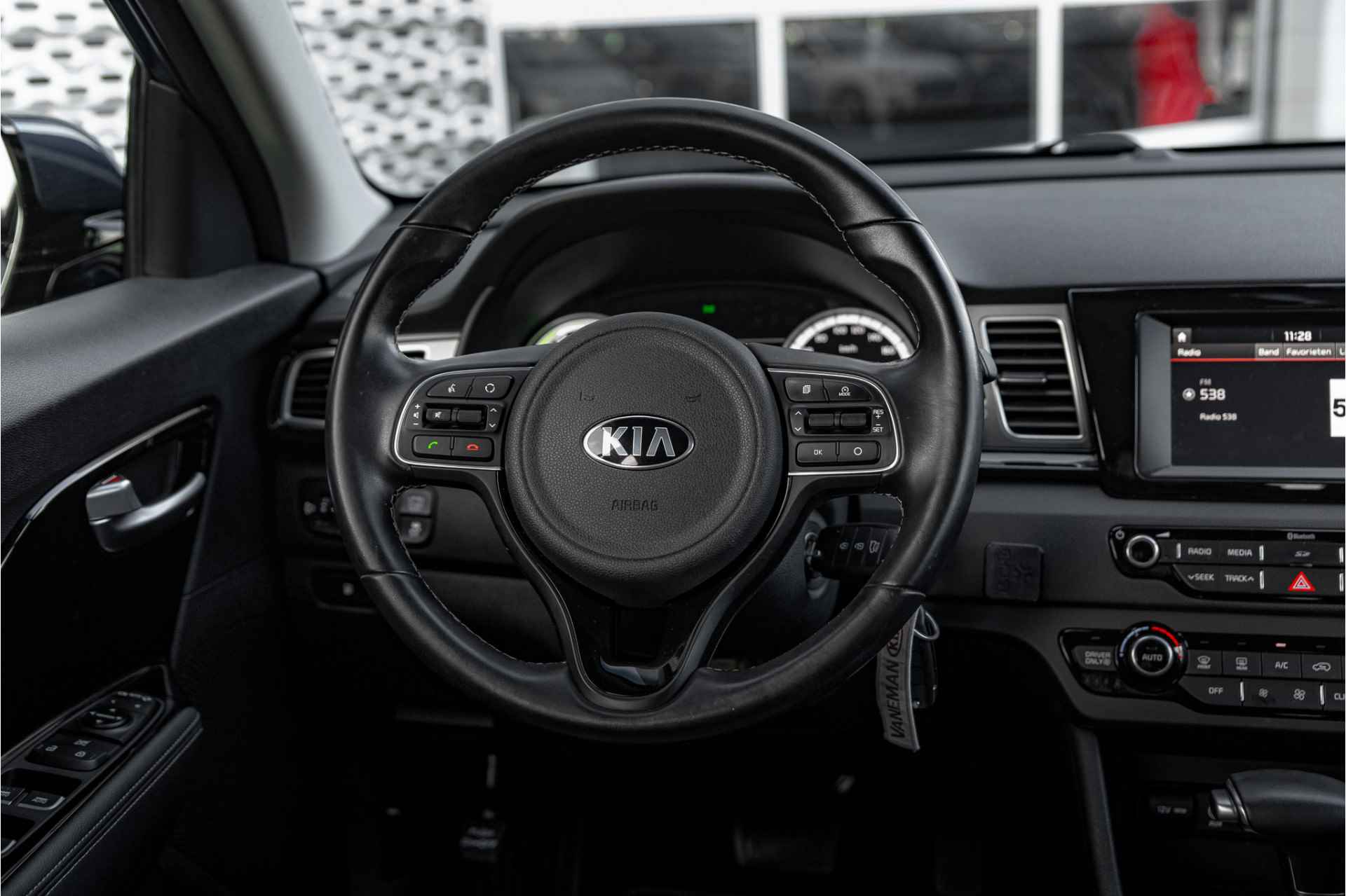 Kia Niro 1.6 GDi Hybrid DynamicLine | Navigatie | Carplay | Camera - 11/33