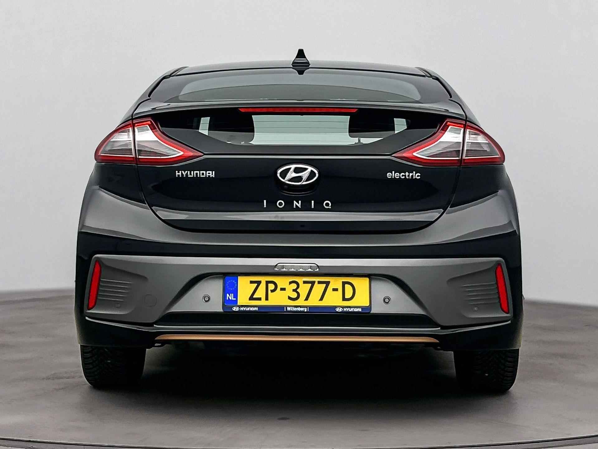 Hyundai IONIQ COMFORT EV | € 2000,- EV SUBSIDIE MOGELIJK  | 100% HEALTH CHECK | ALL SEASONS | NAVI | CLIMA | CRUISE | CAMERA | 16'' LMVELGEN | PDC | - 6/33