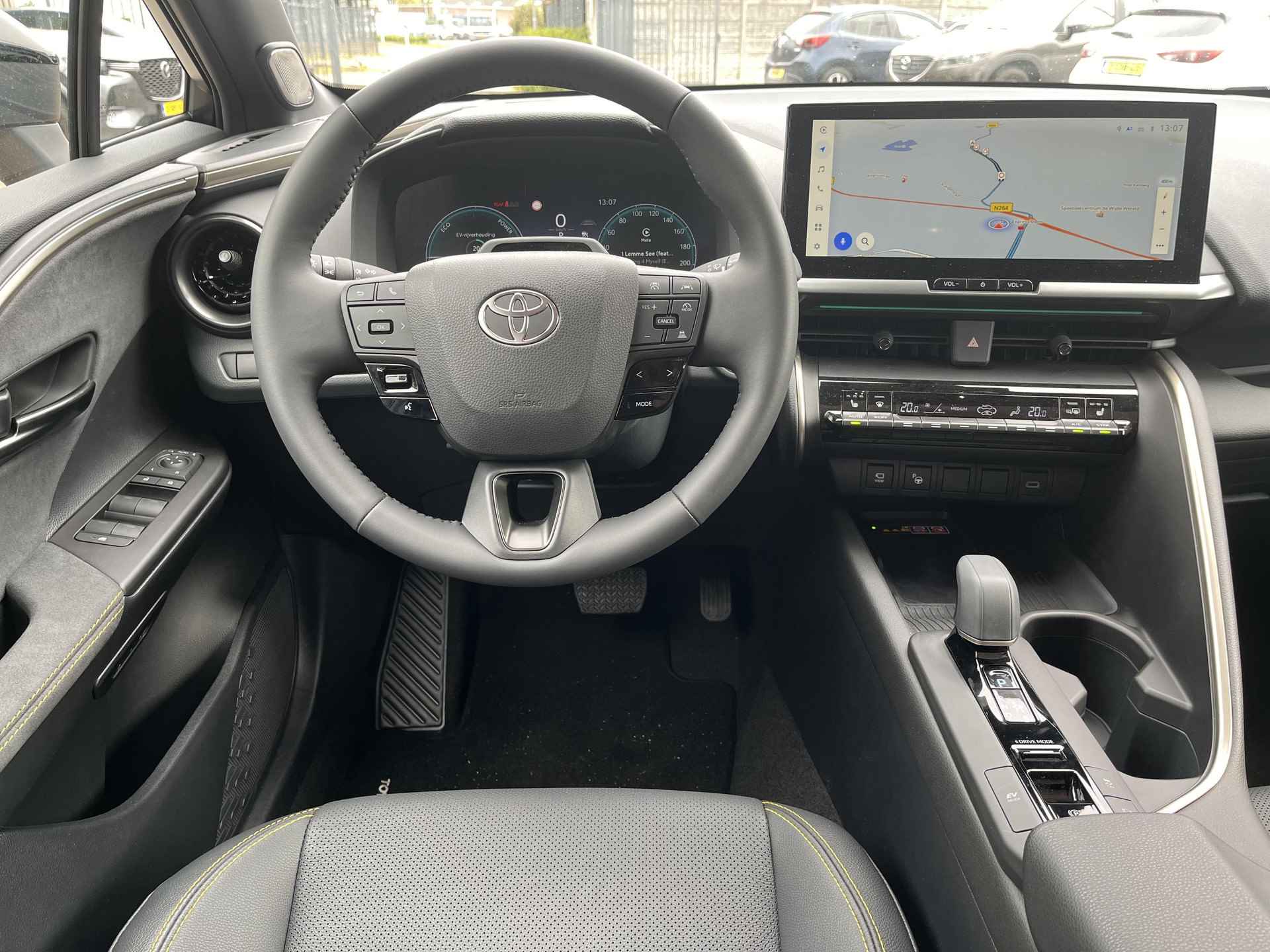 Toyota C-HR Hybrid 200 Première Edition | Navigatie | Apple CarPlay/Android auto | Achteruitrijcamera | Elektrische achterklep - 17/34