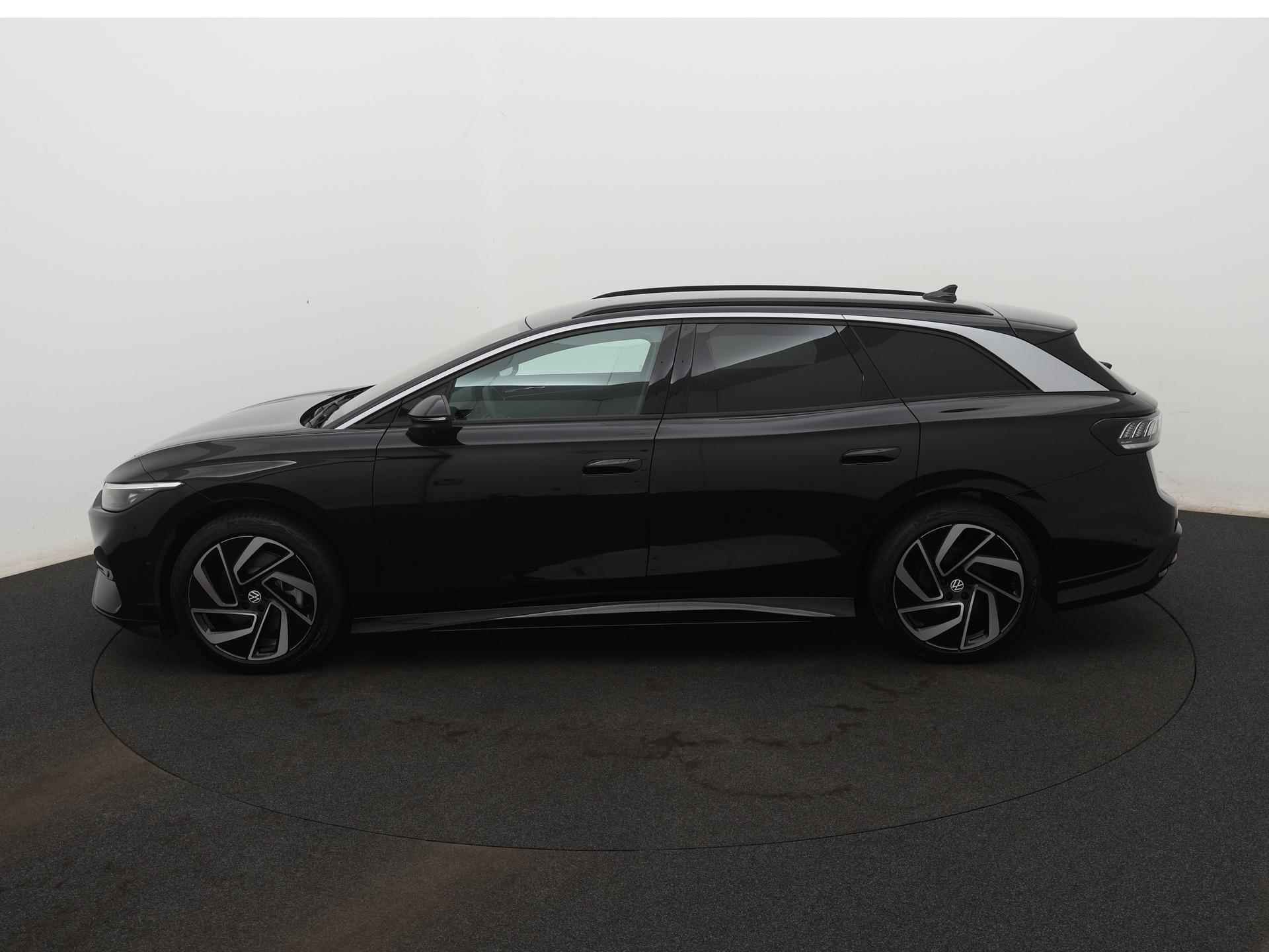 Volkswagen ID.7 Tourer Pro Business 77 kWh 286PK | 600km actieradius | 20 inch Montreal | Mythos Black - 2/22