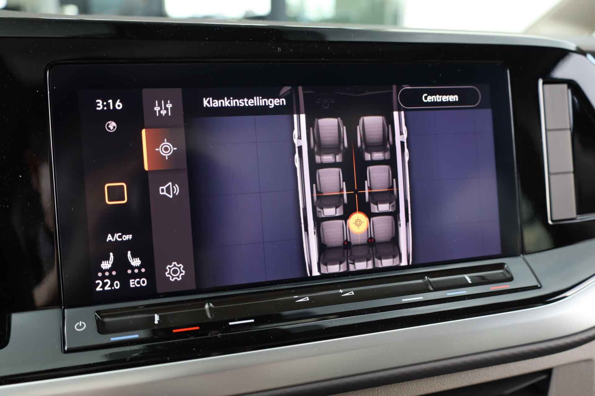 Volkswagen Multivan 1.4 eHybrid L2 Bulli Edition 150PK / 110kW, Panoramadak, verwarmbare voorstoelen met massage- en geheugenfunctie, 3-zone climatronic, full map navigatie, cruise control, draadloos Apple Carplay / Android Auto, alarmsysteem, keyless start & entry, achteruitrijcamera (rear view), parkeersensoren voor en achter (pdc), multifunctioneel lederen stuurwiel, 19" LMV, elektrisch verstel-, verwarm- en inklapbare buitenspiegels (spiegel pakket) - 31/52