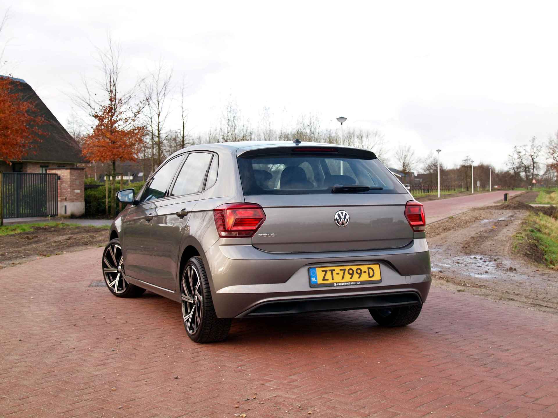 Volkswagen Polo 1.0 MPI Comfortline | Apple Carplay | Cruise Control | 17 inch | Airco | - 2/23