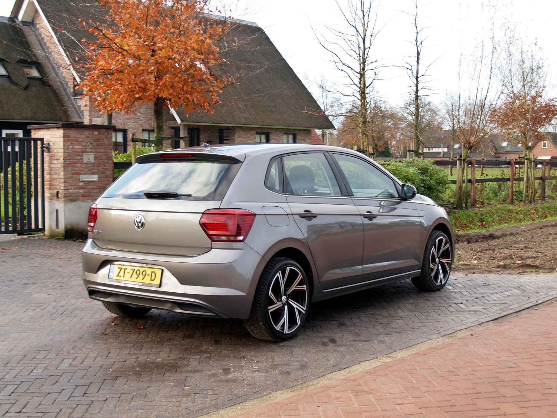 Volkswagen Polo 1.0 MPI Comfortline | Apple Carplay | Cruise Control | 17 inch | Airco | - 10/23