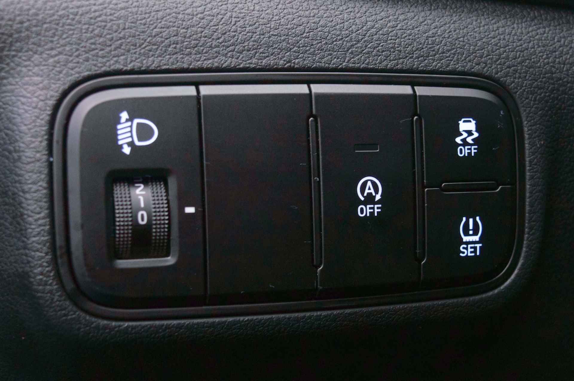 Hyundai i20 1.0 T-GDI Comfort | Navi by App | Cruise control - 22/36