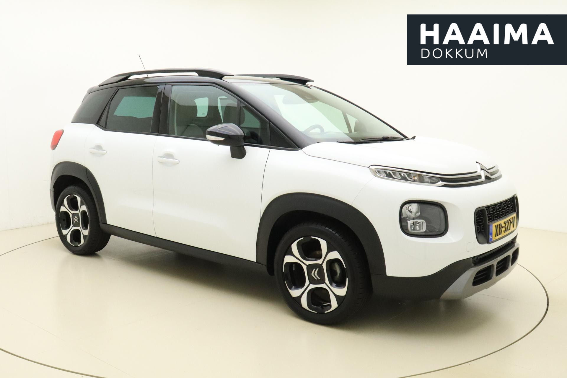 Citroen C3 Aircross 1.5 BlueHDi S&S Shine | Navigatiesysteem full map | Parkeersensor achter | Lichtmetalen velgen 17" | Climate Control | Diesel