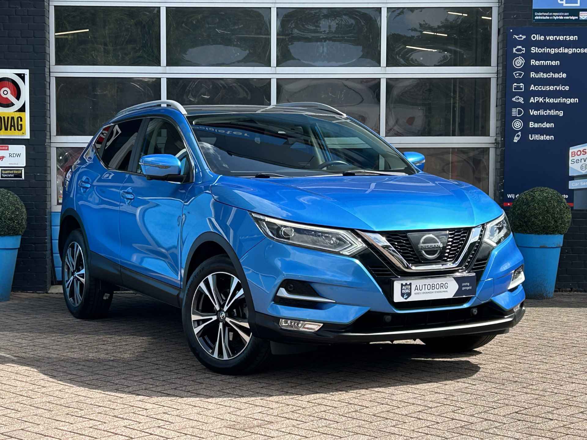 Nissan QASHQAI 1.2 Tekna | 360° Camera | Panoramadak | Cruise Control | LED | Navigatie | Rijklaar + 12 Maand BOVAG Garantie - 36/42