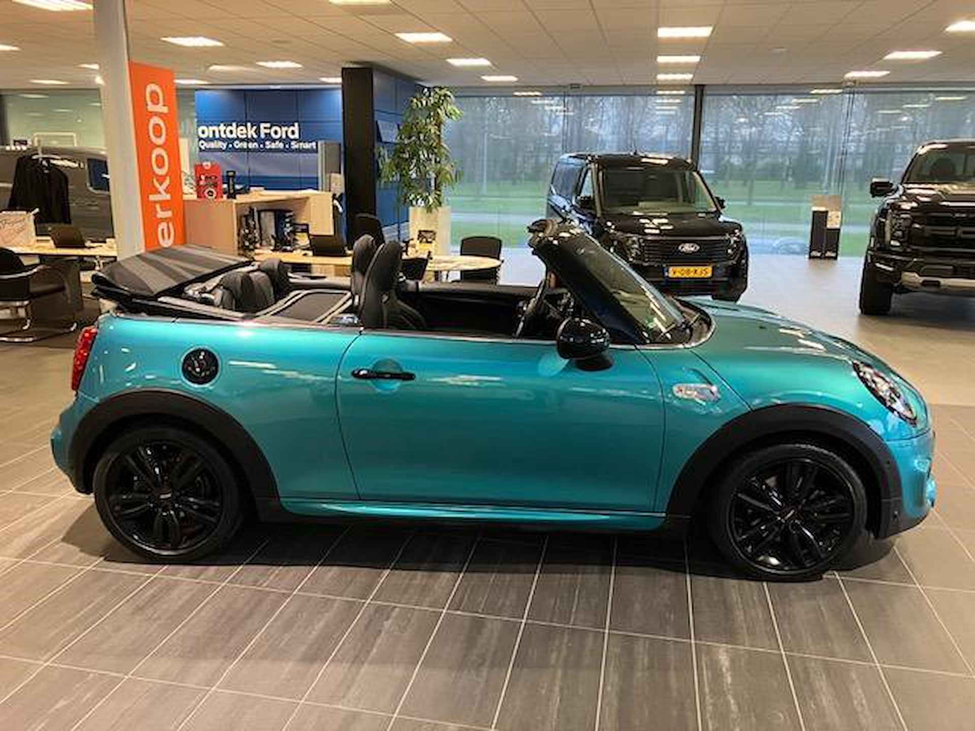 Mini Mini Cabrio 2.0 Cooper S 192PK Knightsbridge Edition Automaat - 10/29