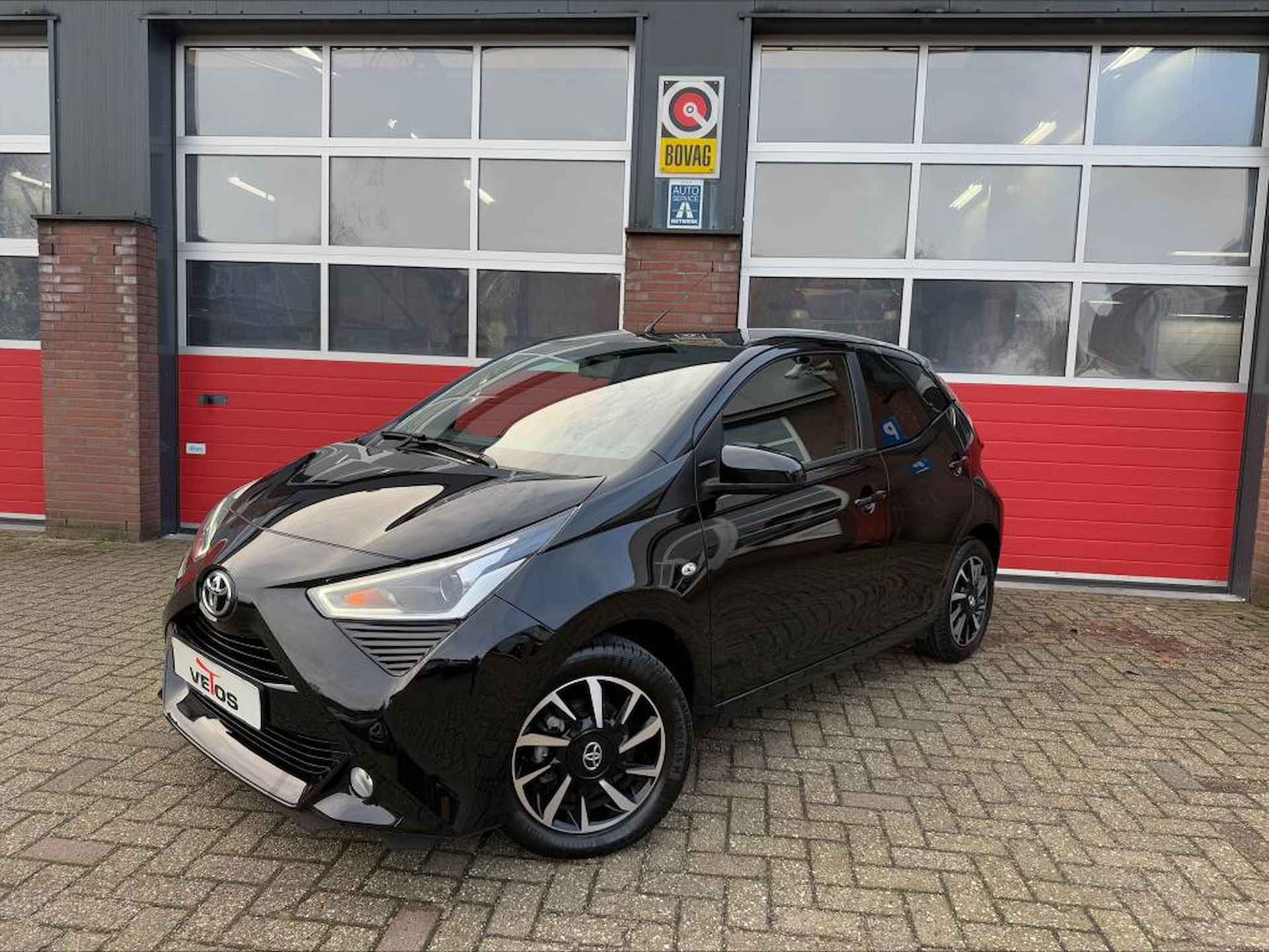 Toyota Aygo 1.0 VVT-i x-joy, stoel verwarming , Camera, - 3/16