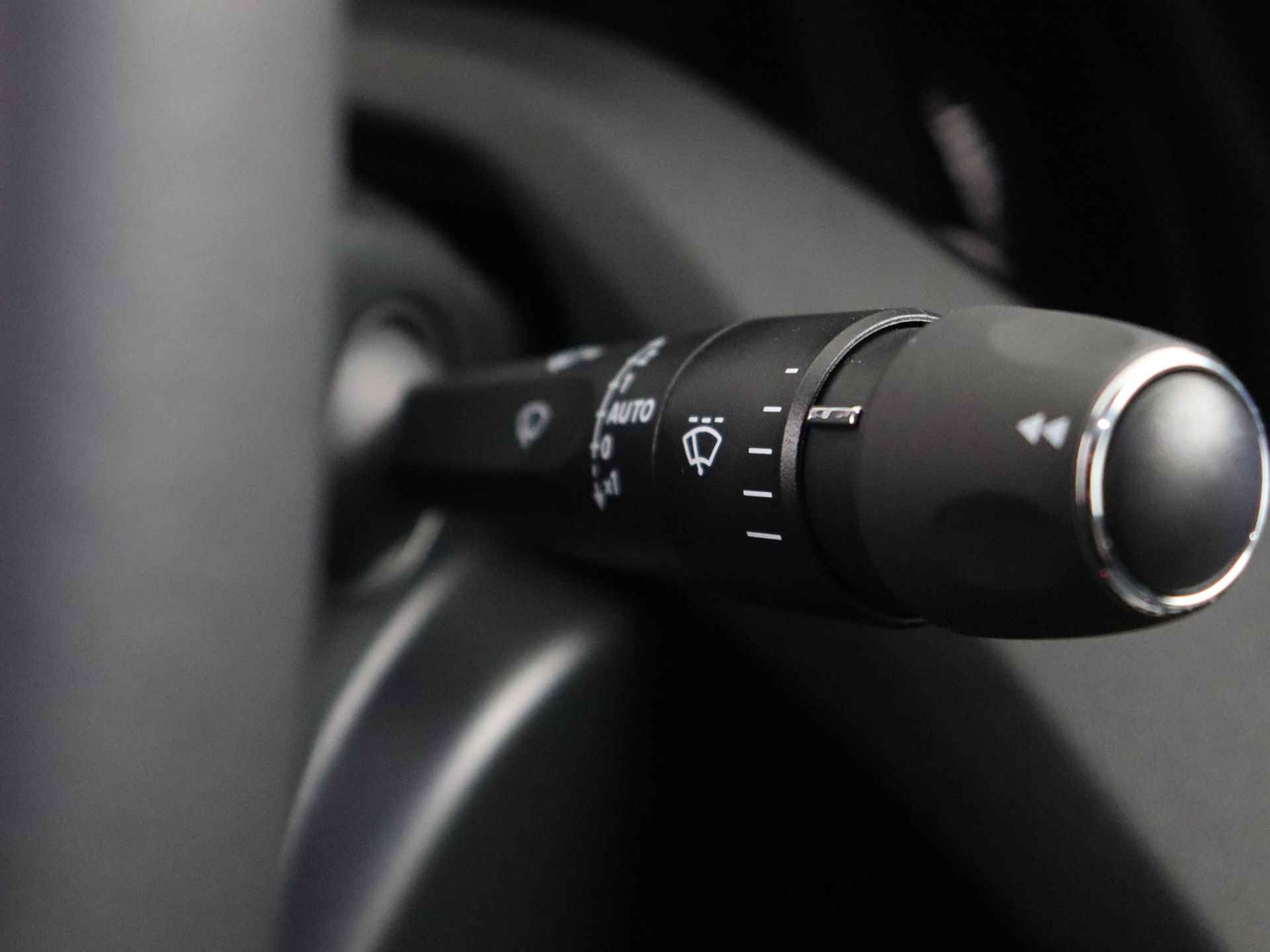 Peugeot 408 1.2 PureTech Allure Pack 130 EAT8 | Navigatie | Parkeersensoren V+A | Camera | Navigatie | - 20/38