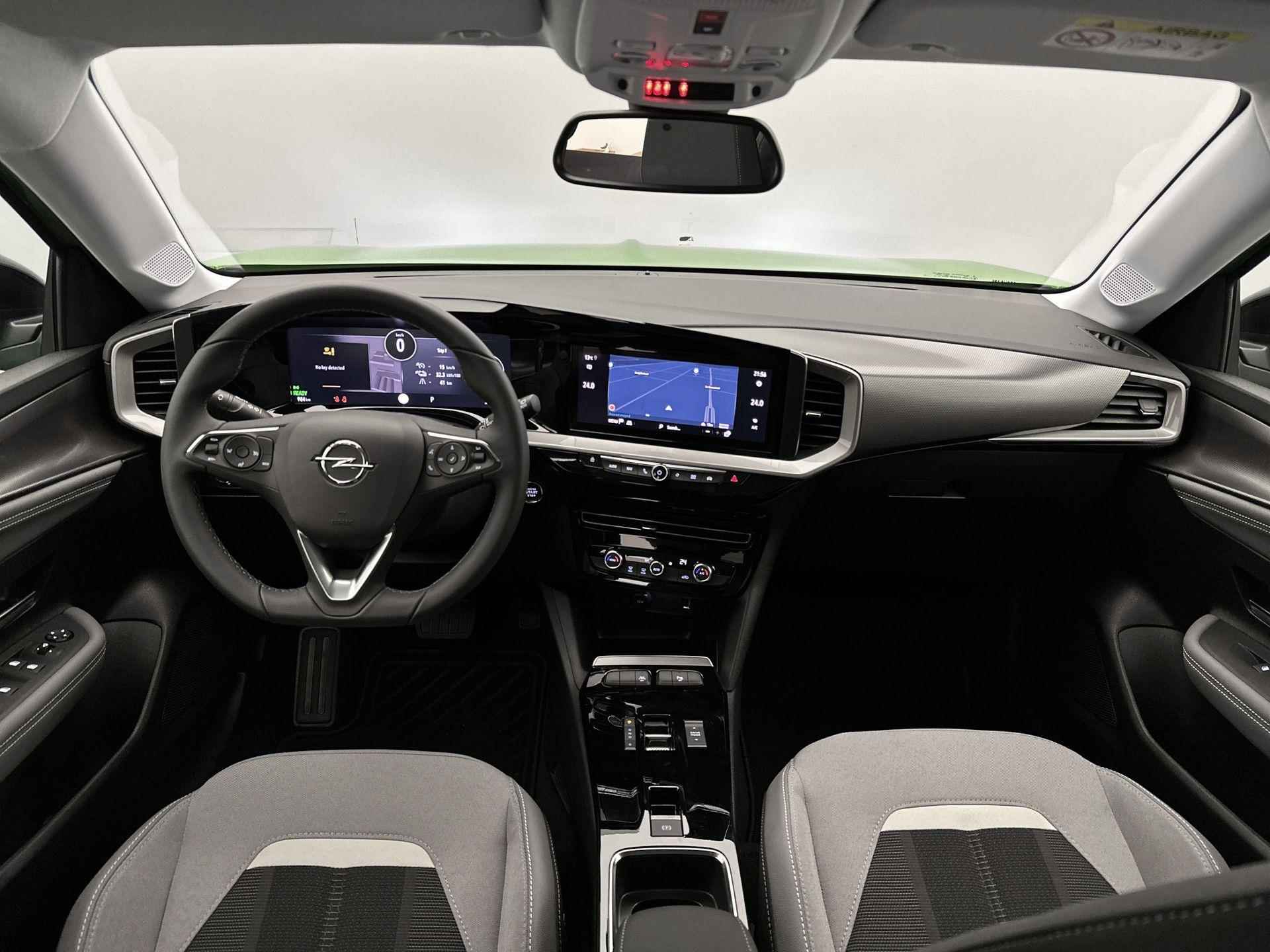 Opel Mokka Electric EV Level 3 50 kWh 136 pk | Navigatie | Achteruitrijcamera | Parkeersensoren Voor en Achter | LED Koplampen | Keyless Start | Dodehoek Detectie | Climate Control | Cruise Control | 17" Lichtmetalen Velgen | Apple Carplay/Android Auto | - 12/37