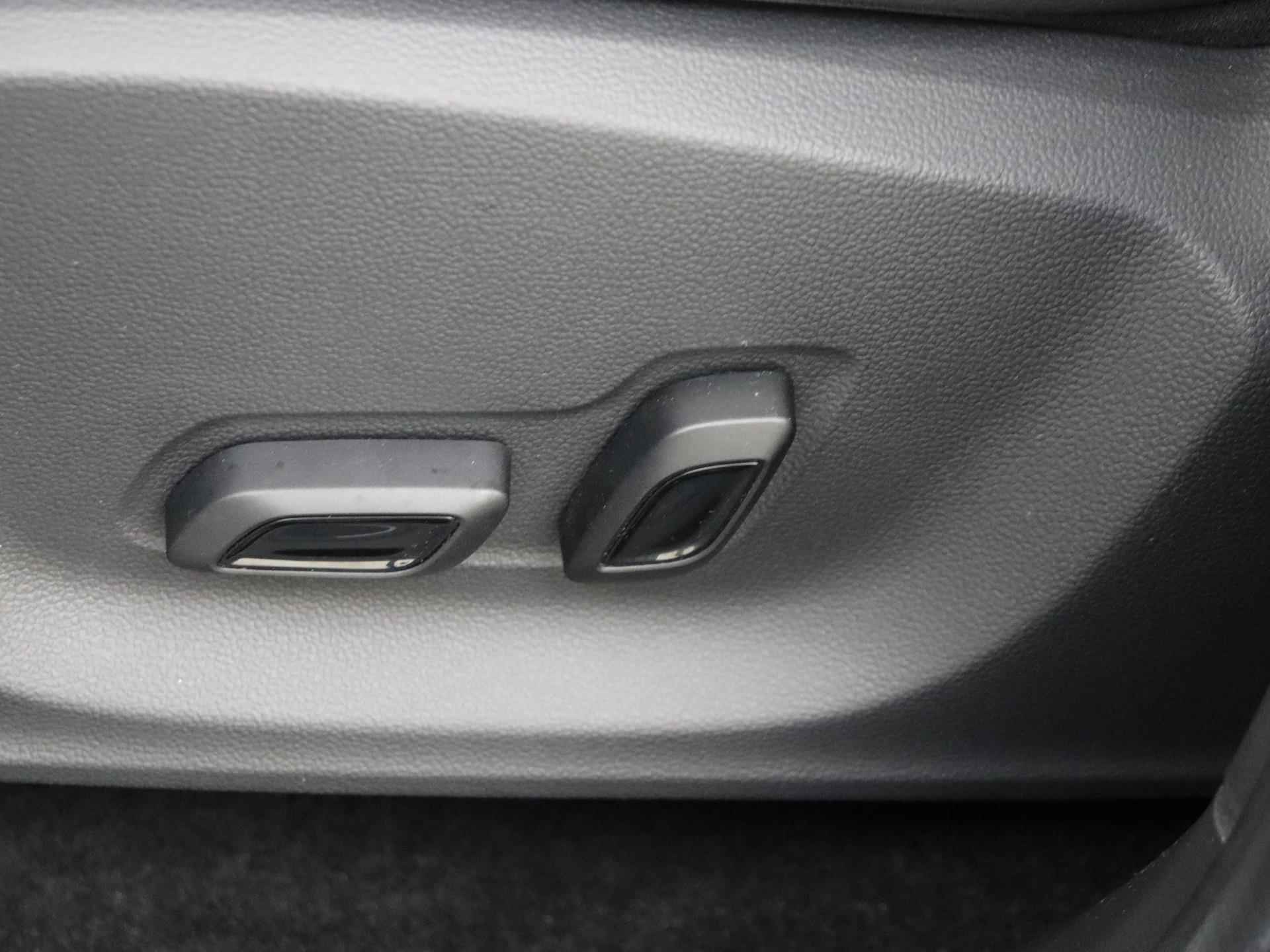 MG ZS EV Luxury 45 kWh | Leder | Panoramadak | Navi | Camera | Apple CarPlay | - 25/29