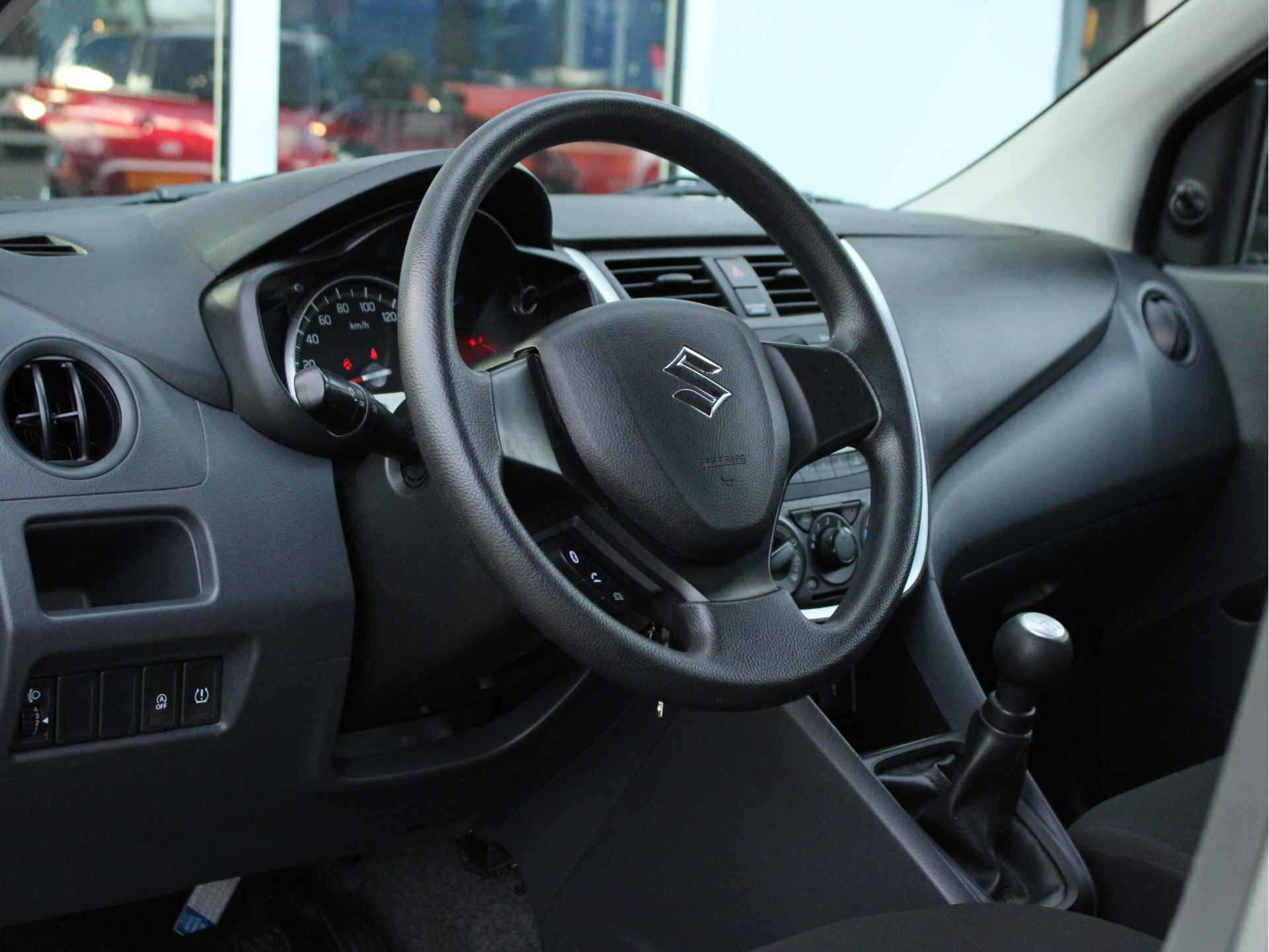 Suzuki Celerio 1.0 Comfort Trekhaak, Lichtmetalen Velgen 14", Bluetooth, Airco, Radio-CD Speler - 6/29