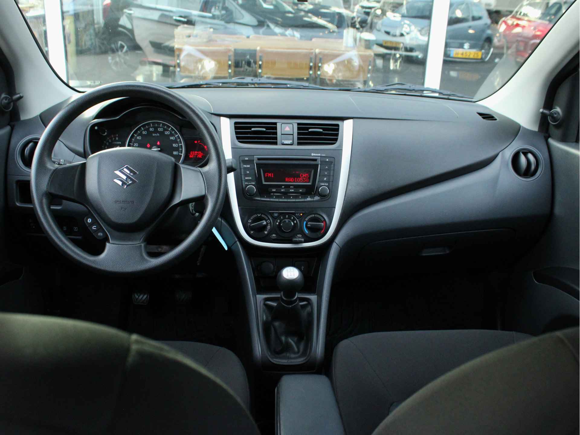 Suzuki Celerio 1.0 Comfort Trekhaak, Lichtmetalen Velgen 14", Bluetooth, Airco, Radio-CD Speler - 17/29