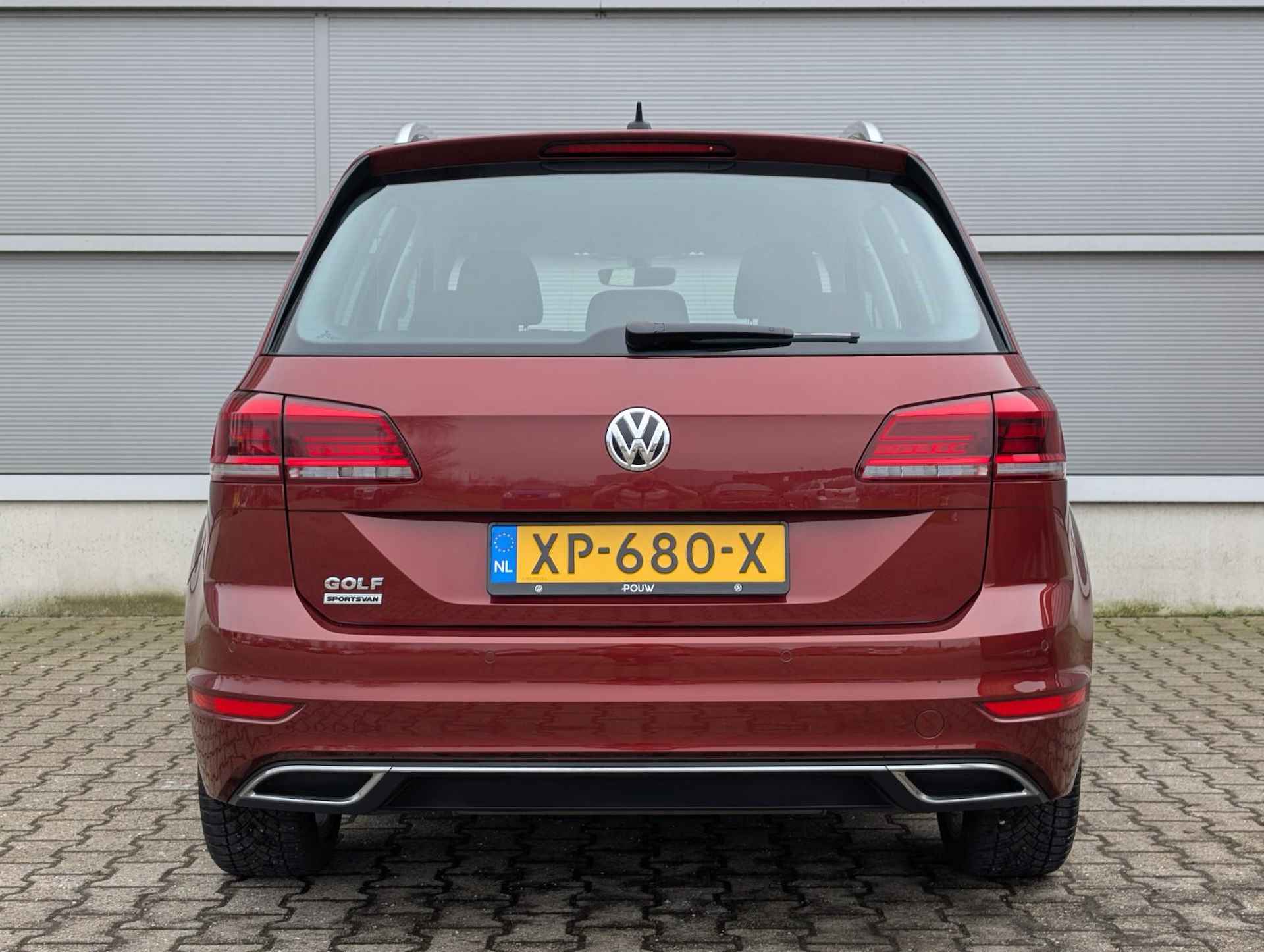 Volkswagen Golf Sportsvan 1.5 TSI 130pk DSG ACT Highline | Camera | Navigatie | Voorruitverwarming - 10/43