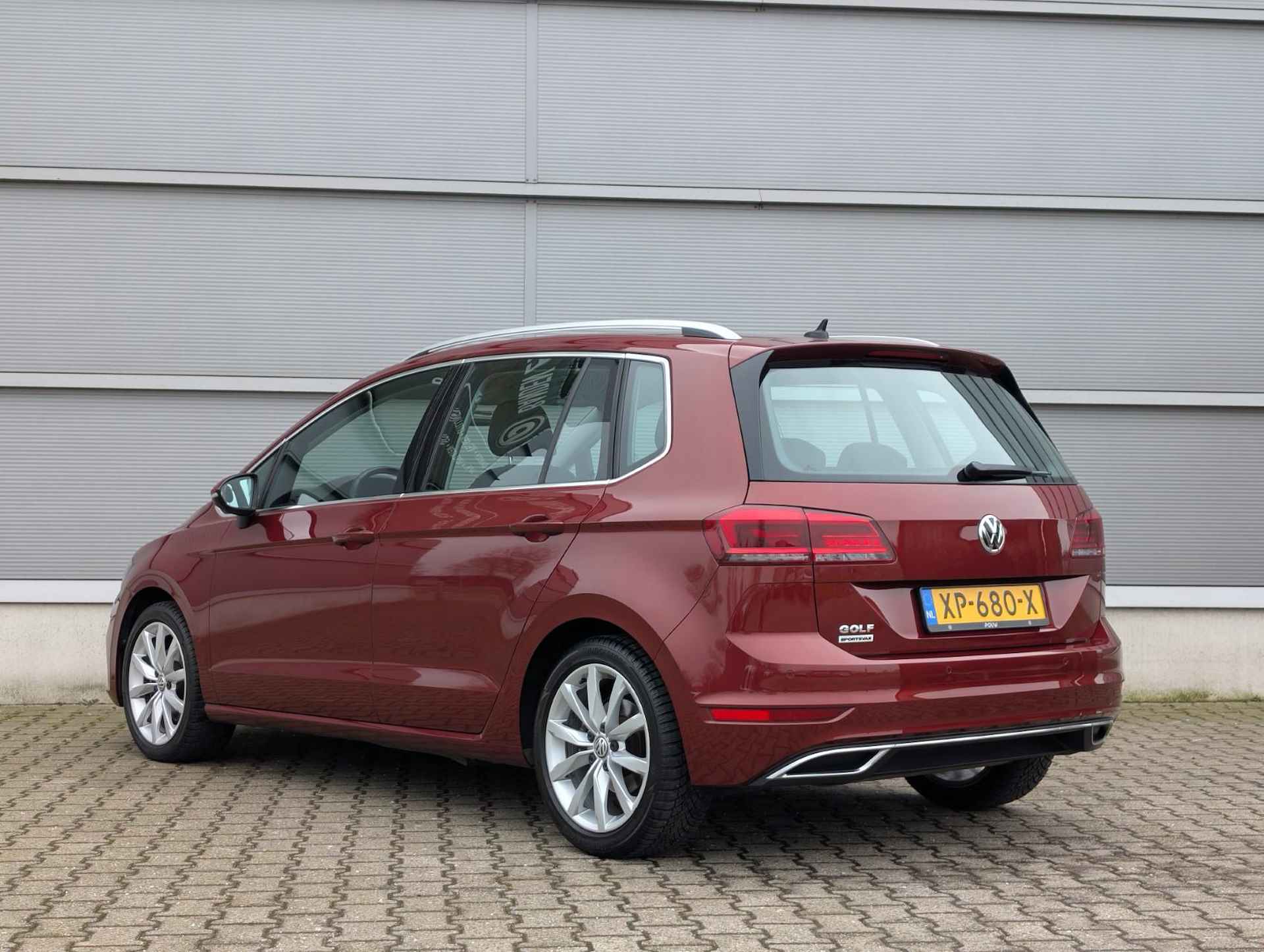 Volkswagen Golf Sportsvan 1.5 TSI 130pk DSG ACT Highline | Camera | Navigatie | Voorruitverwarming - 11/43