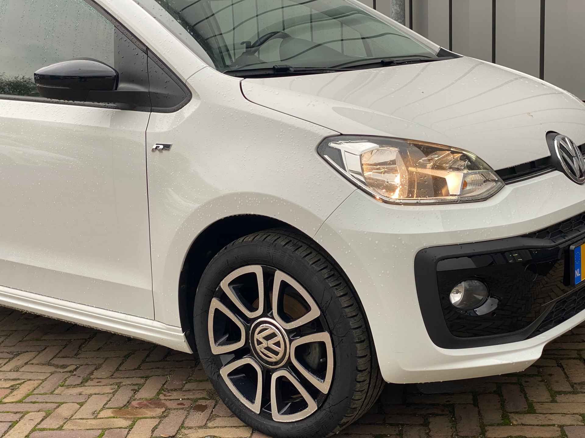 Volkswagen Up! 1.0 BMT high up! - 19/21