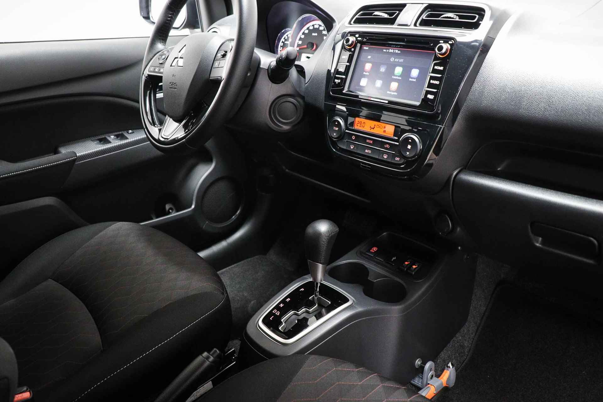 Mitsubishi Space Star 1.2 Nova | CLIMA | CRUISE | NAVI | DAB | APPLE | PDC | 14" - 3/47