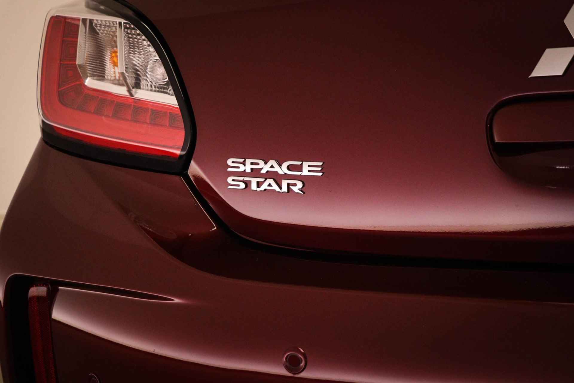 Mitsubishi Space Star 1.2 Nova | CLIMA | CRUISE | NAVI | DAB | APPLE | PDC | 14" - 19/47