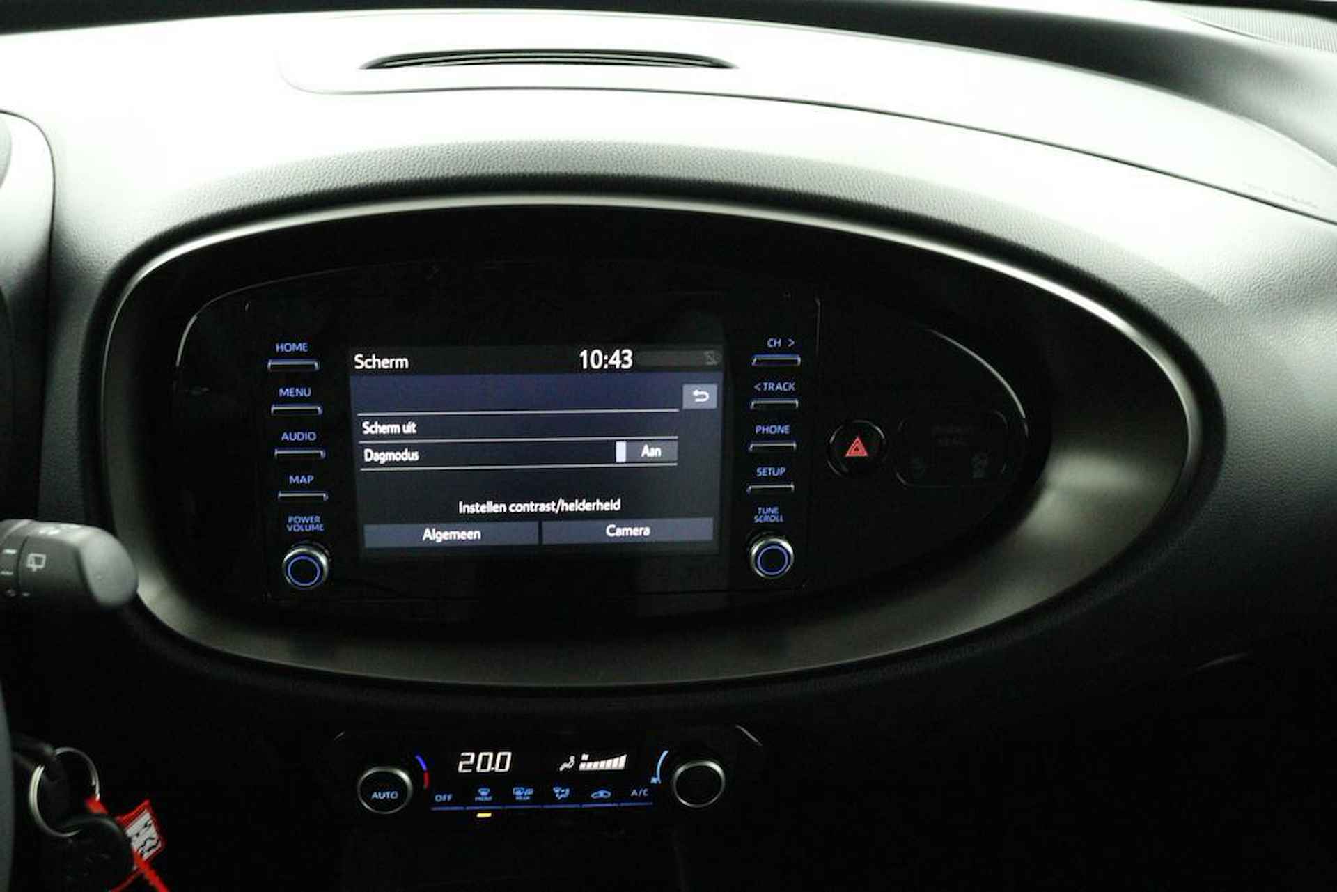 Toyota Aygo X 1.0 VVT-i MT first | Apple Carplay/Android Auto | achteruitrijcamera | LM velgen | - 41/46