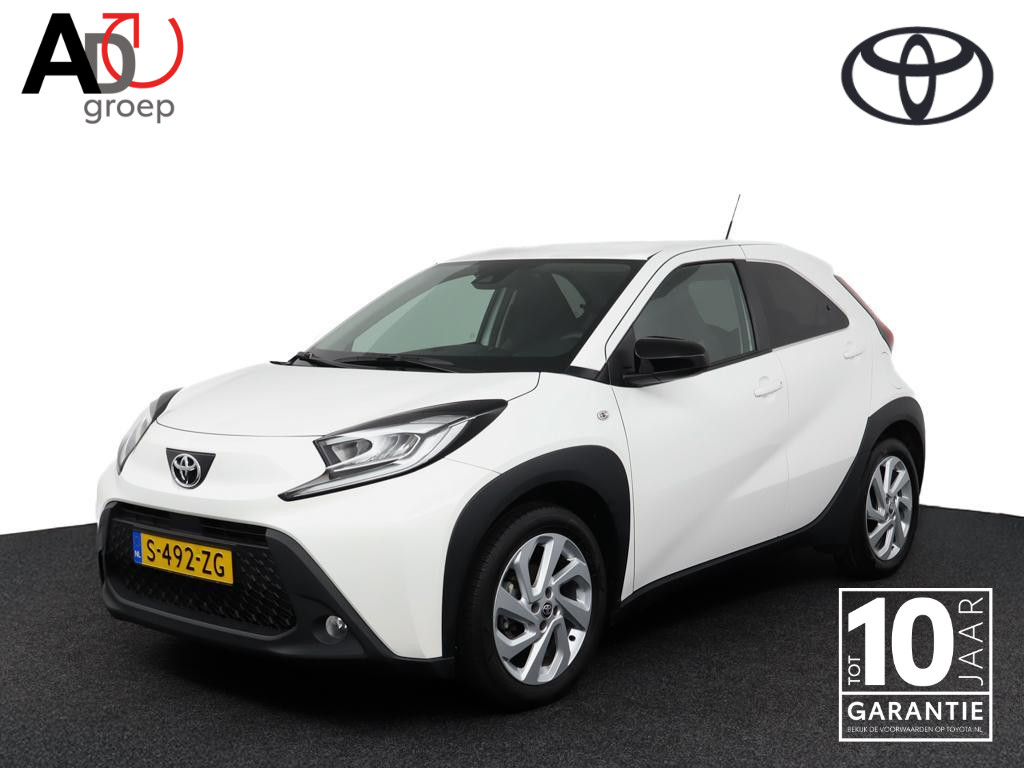 Toyota Aygo X 1.0 VVT-i MT first | Apple Carplay/Android Auto | achteruitrijcamera | LM velgen |