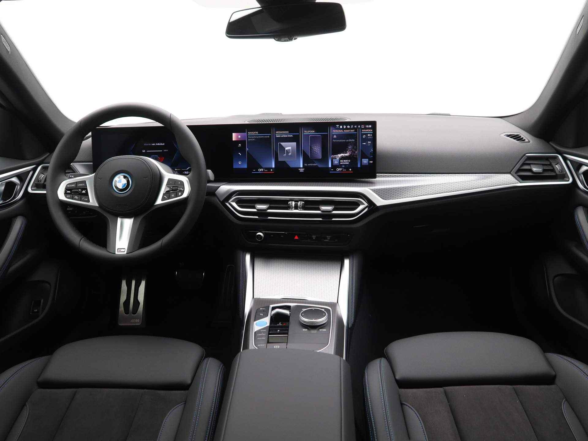 BMW i4 eDrive40 84 kWh M-Sport - 13/22