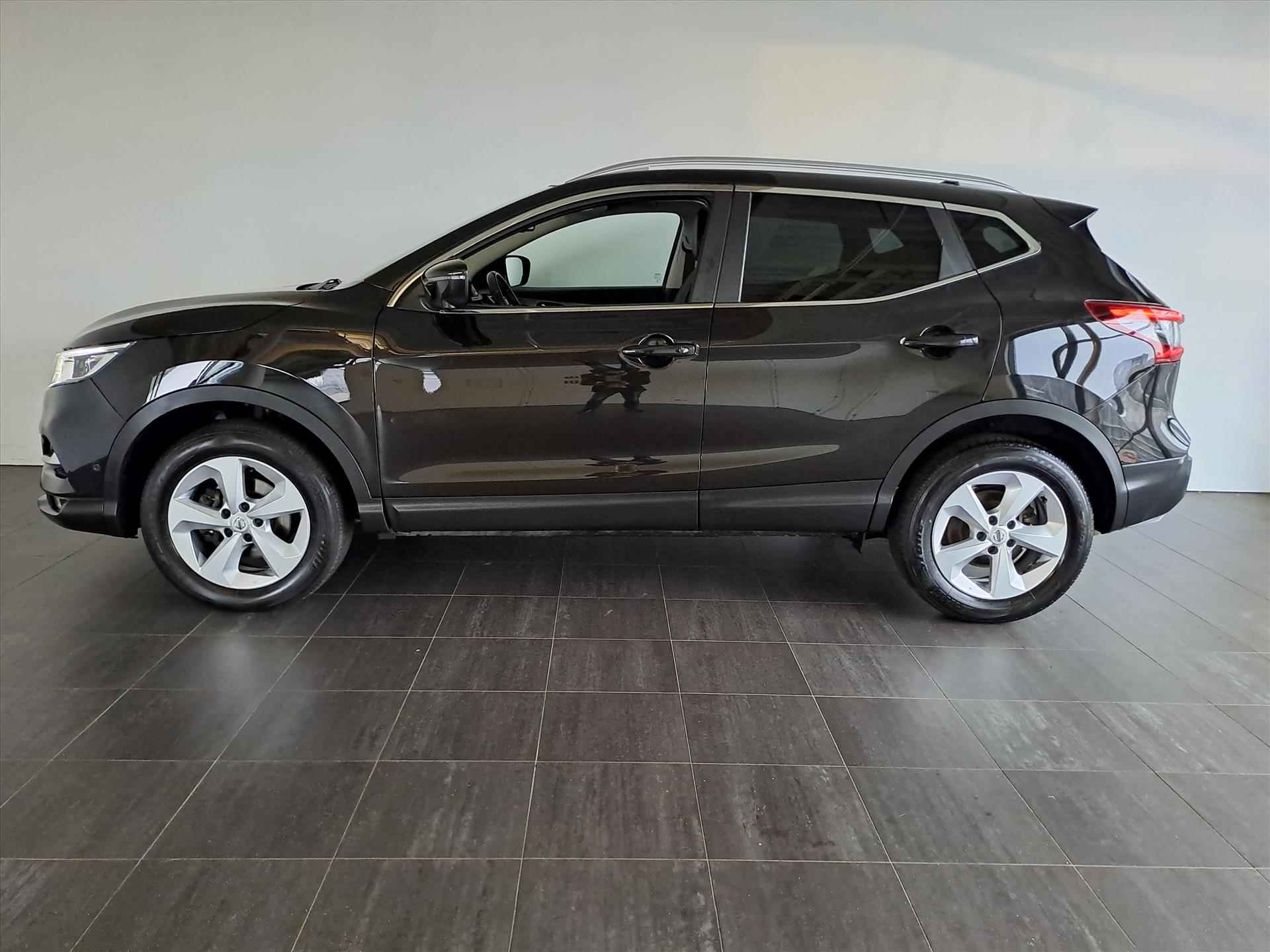 Nissan Qashqai 1.3 DIG-T 140pk Tekna - 2/25