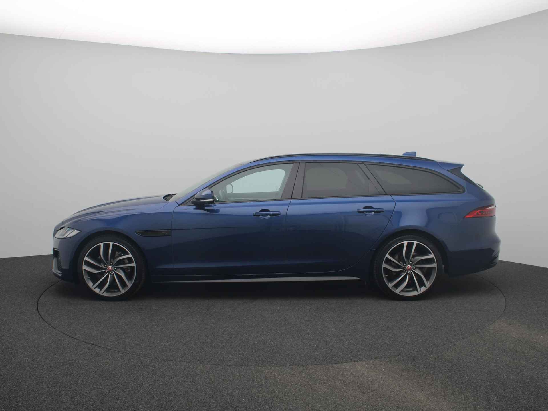 Jaguar XF Sportbrake P250 R-Dynamic SE | 1e Eigenaar | Driver Assist Pack | Black Pack | Technology Pack | Panorama Dak | - 6/56