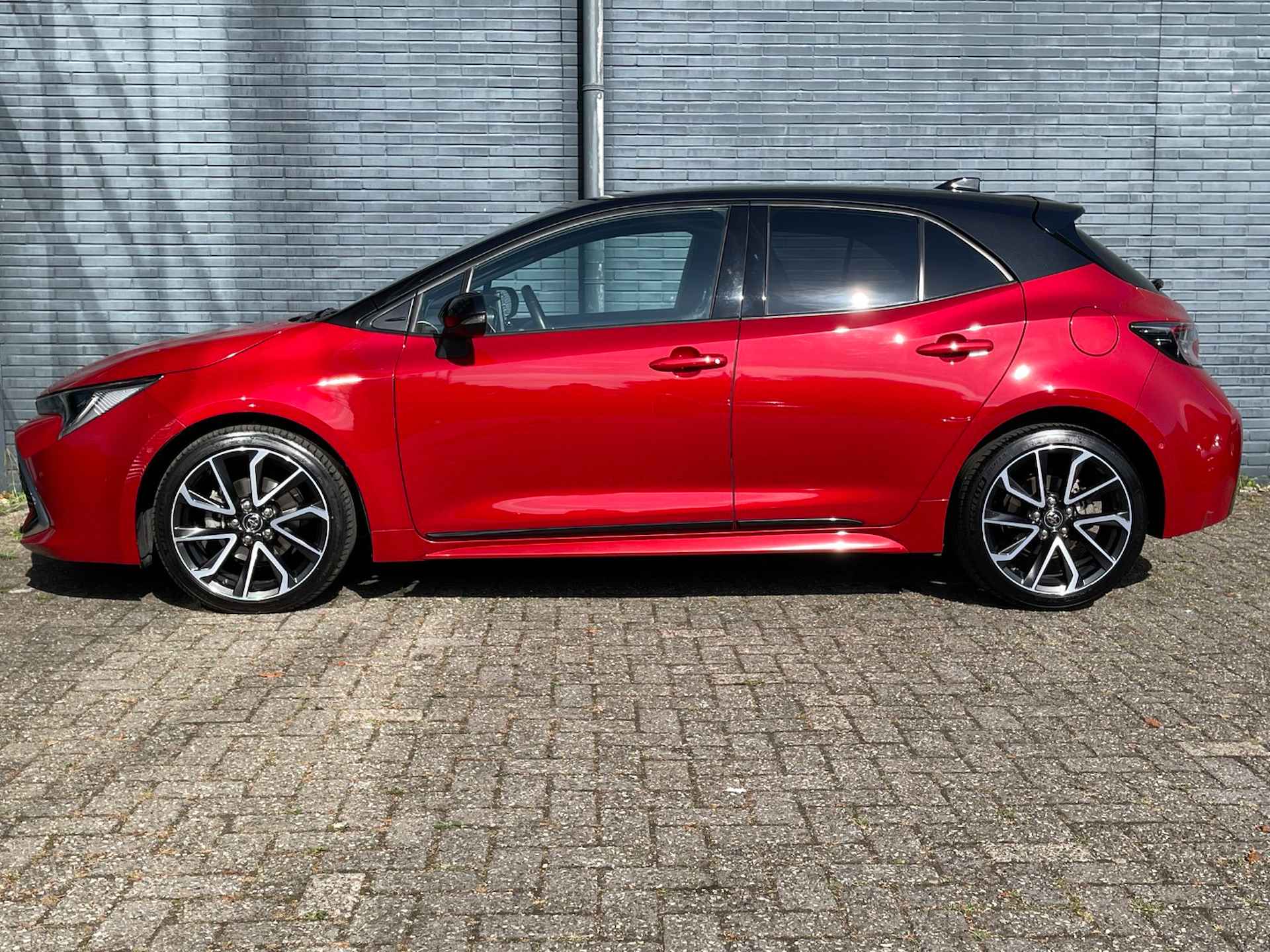 TOYOTA Corolla 1.8 Hybrid 122pk Automaat Executive | Navigatie | Bi-LED Verlichting | Blindspot | Keyless Entry | Head Up Display | - 13/38