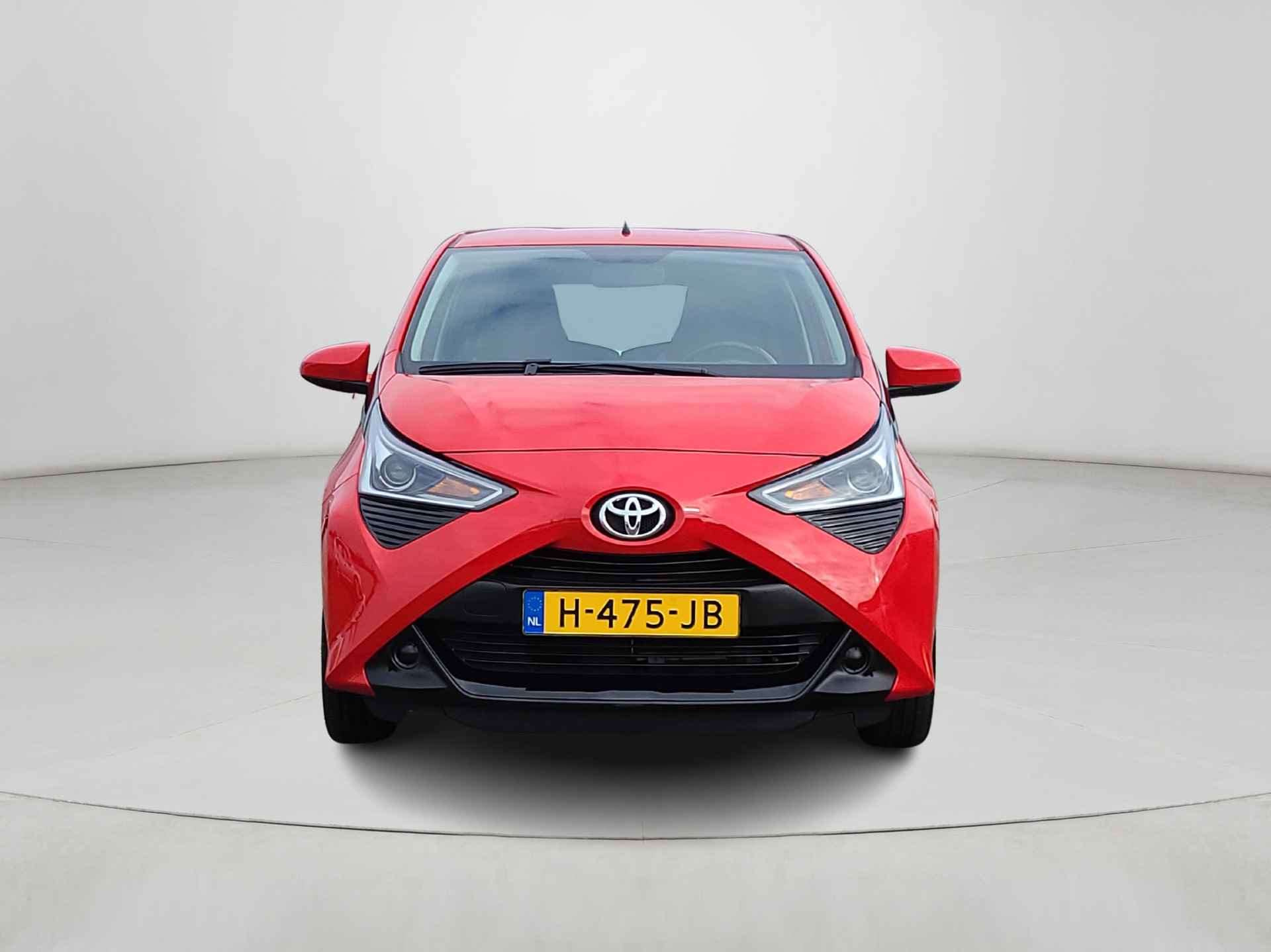 Toyota Aygo 1.0 VVT-i x-play | Apple CarPlay / Android Auto | Parkeercamera | Rijklaarprijs incl. garantie | - 9/30