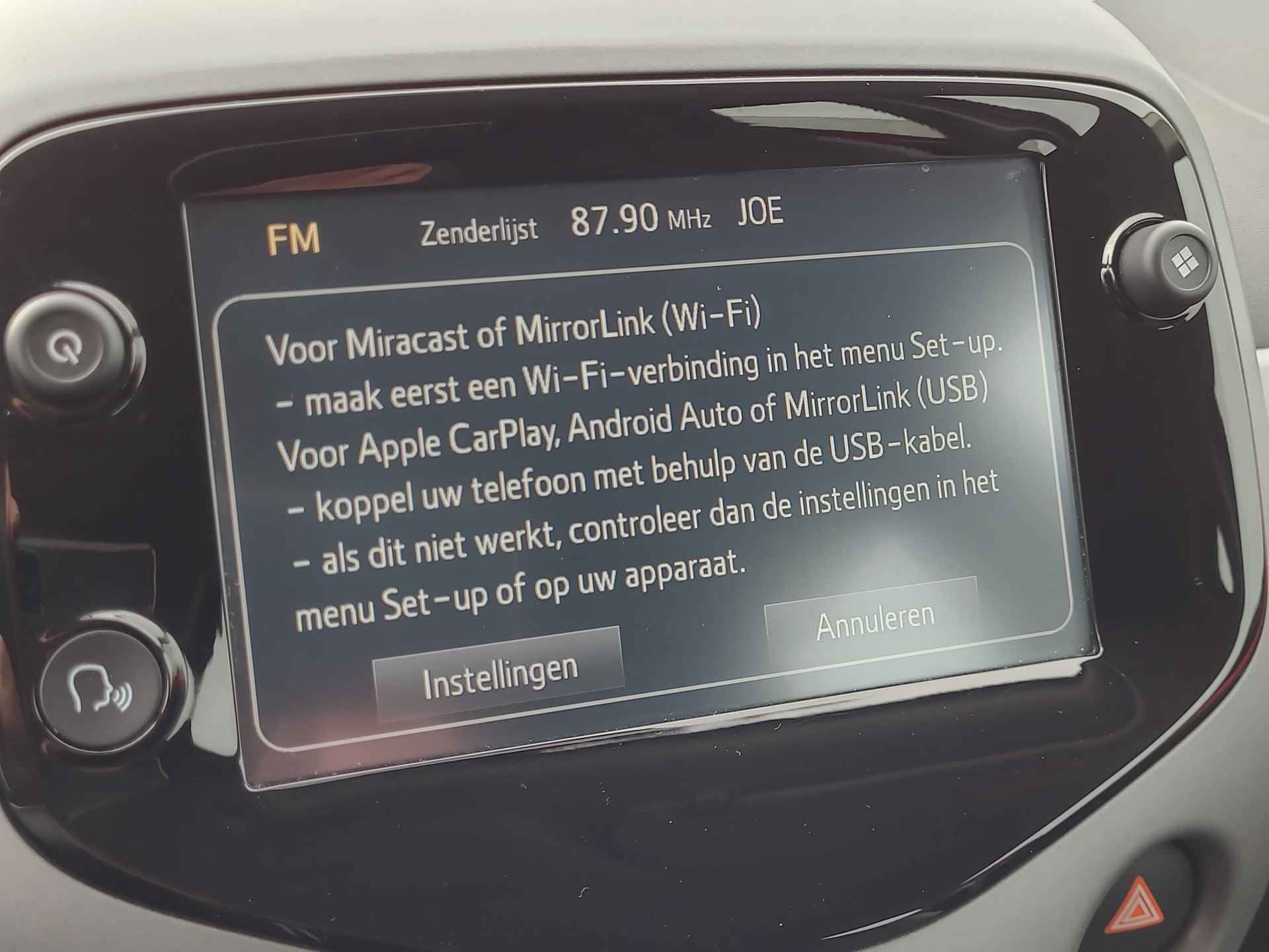 Toyota Aygo 1.0 VVT-i x-play | Apple CarPlay / Android Auto | Parkeercamera | Rijklaarprijs incl. garantie | - 12/30