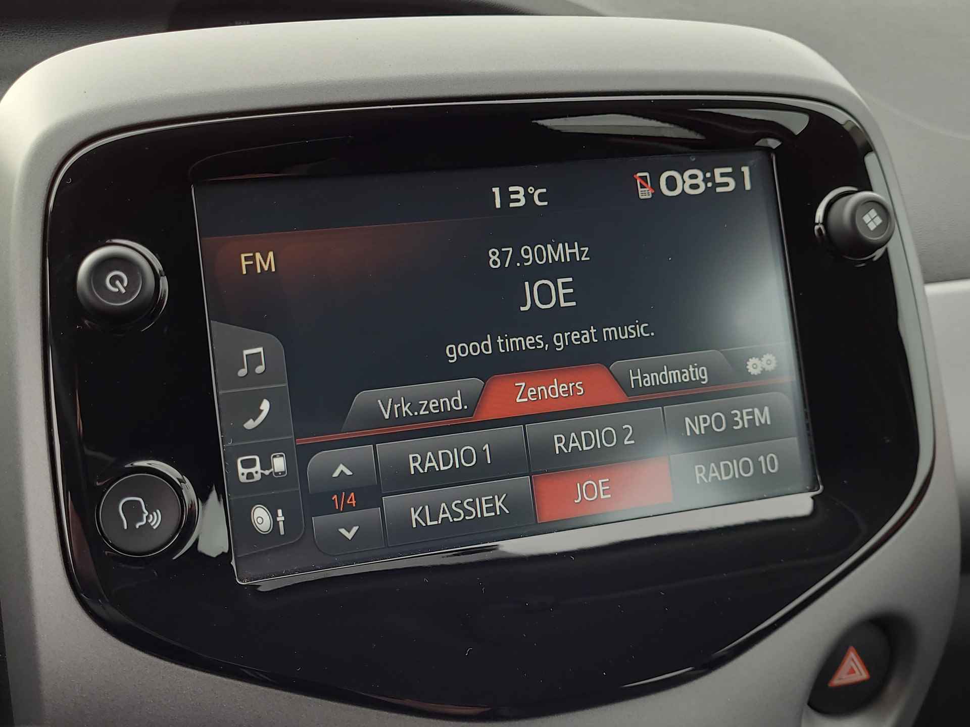 Toyota Aygo 1.0 VVT-i x-play | Apple CarPlay / Android Auto | Parkeercamera | Rijklaarprijs incl. garantie | - 23/30