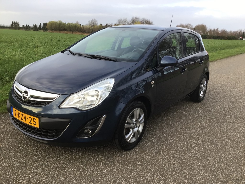 OPEL Corsa 1.2 -16 v. Cos,o