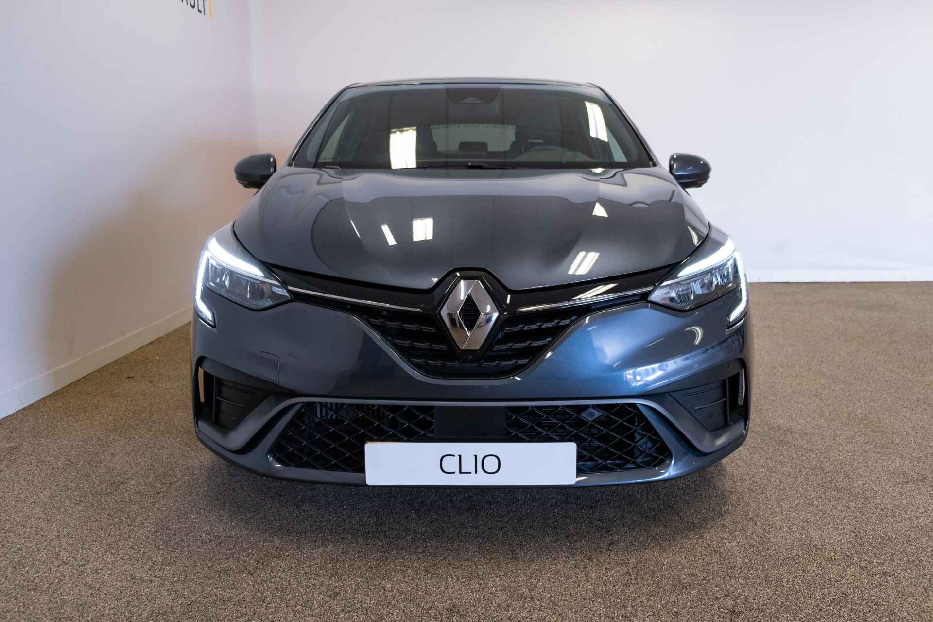 Renault Clio 1.0 TCe R.S. Line | 360 Camera | Easy Parking | Groot scherm | incl. Bovag rijklaarpakket met 12 maanden garantie - 4/31